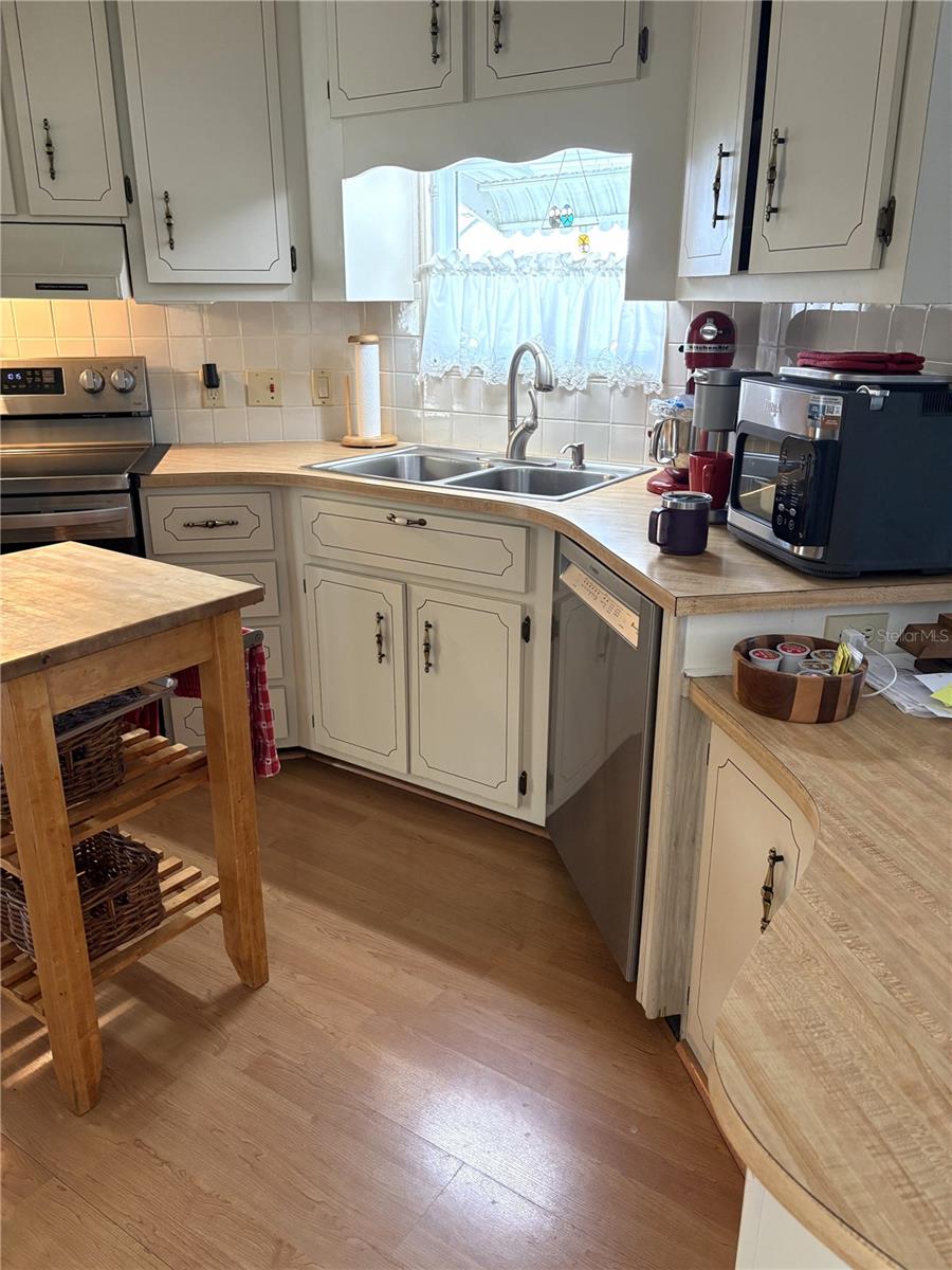 TRAVELERS REST - Residential