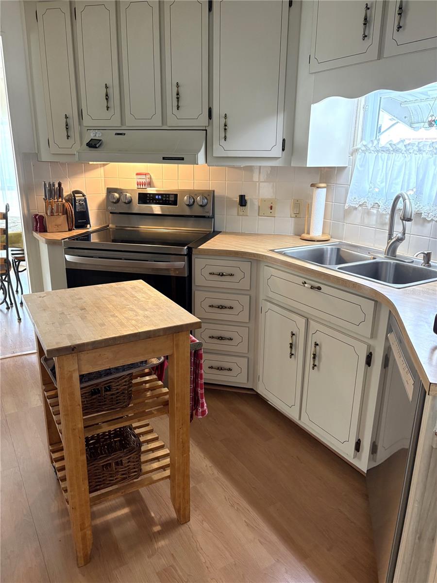 TRAVELERS REST - Residential