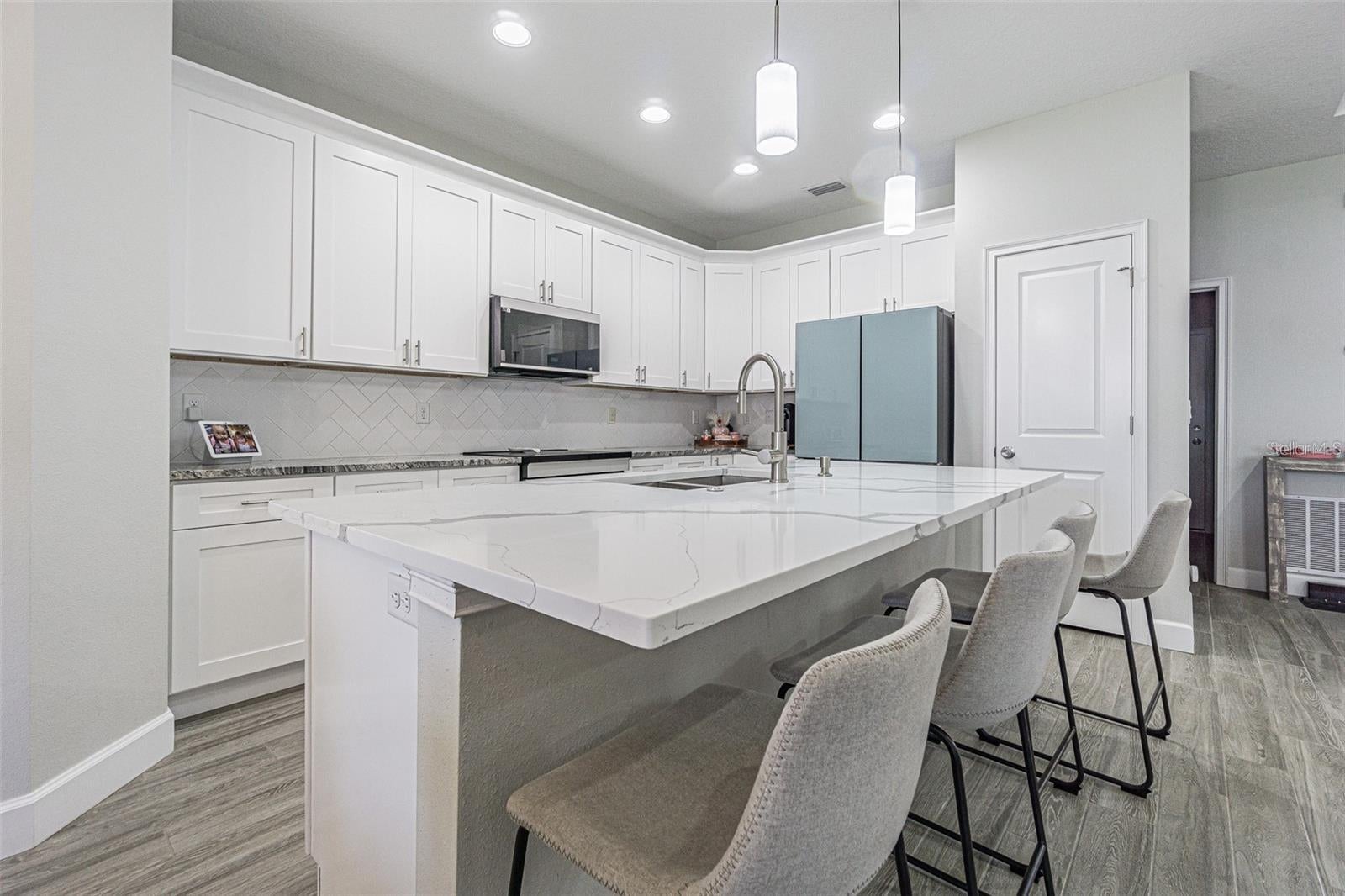 8510 DEE CIRCLE, RIVERVIEW, FL, 33569 3 8510 DEE CIRCLE