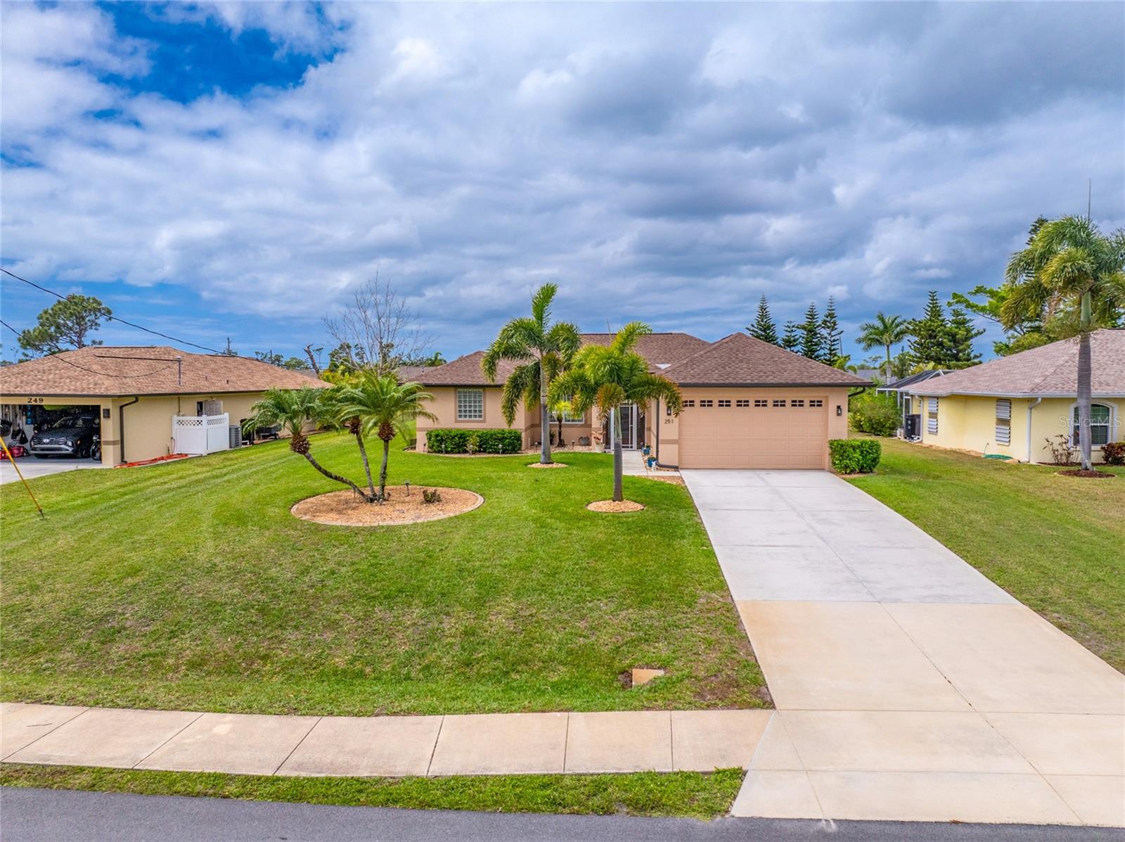 ROTONDA WEST PINEHURST - Residential