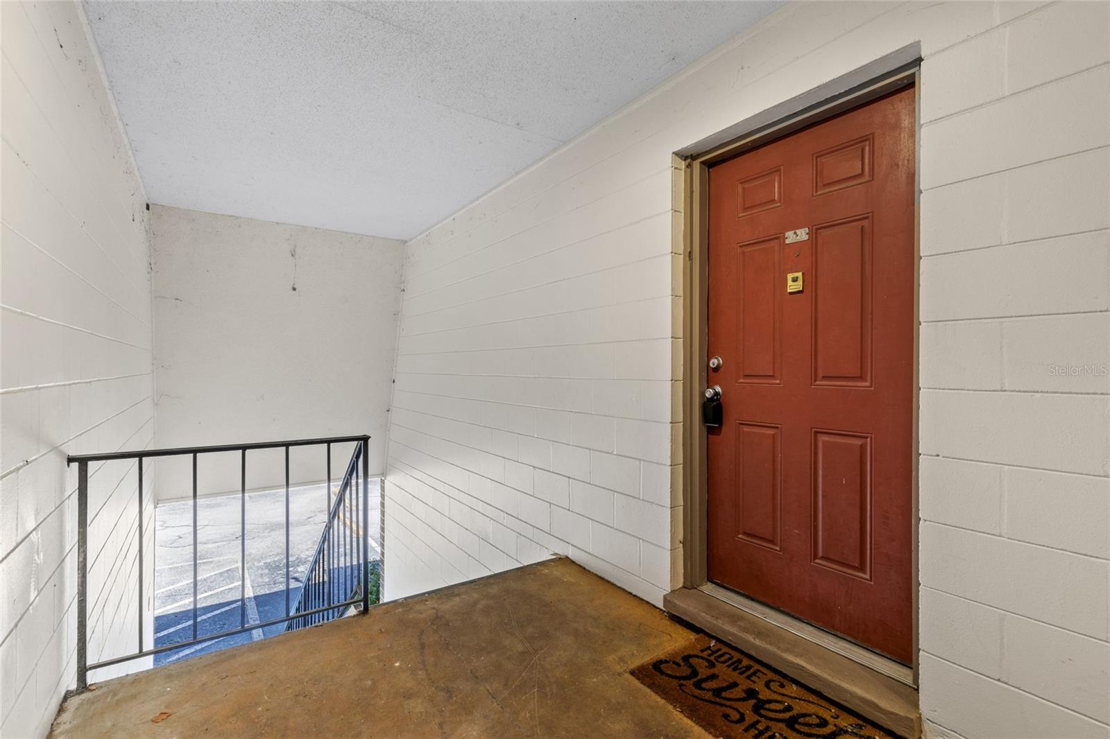 1700 SW 16TH COURT J-23