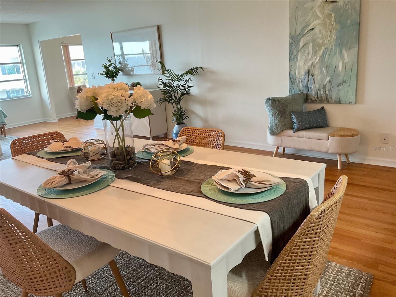 HARBOUR CLUB CONDO 2 - Residential