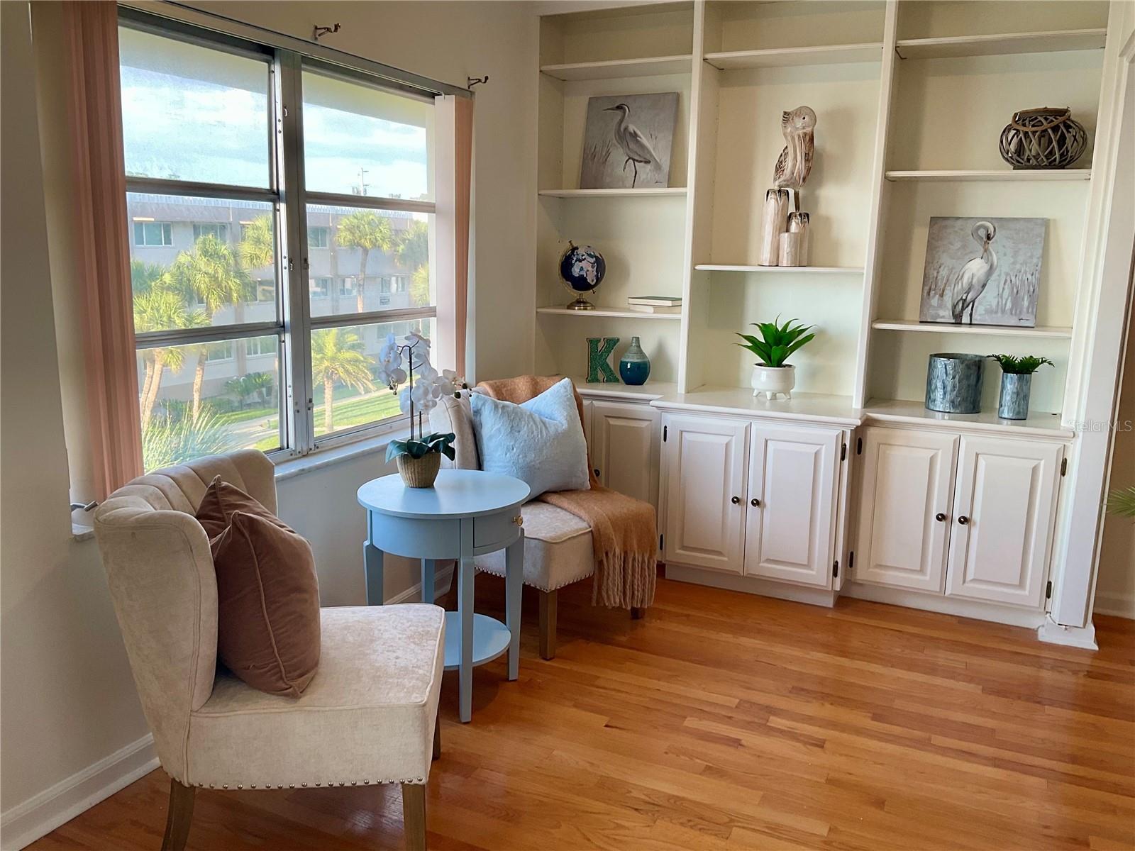 HARBOUR CLUB CONDO 2 - Residential