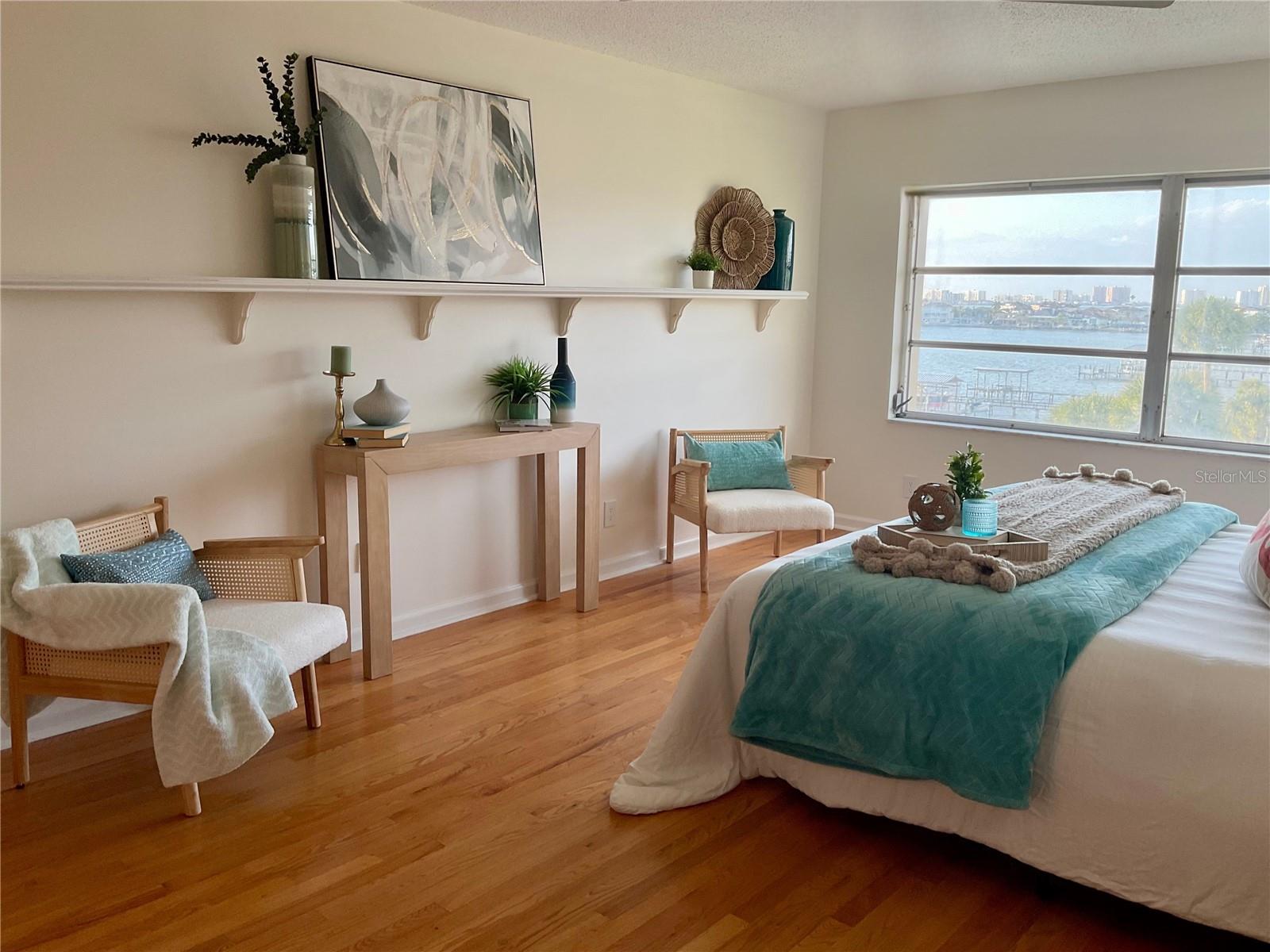 HARBOUR CLUB CONDO 2 - Residential