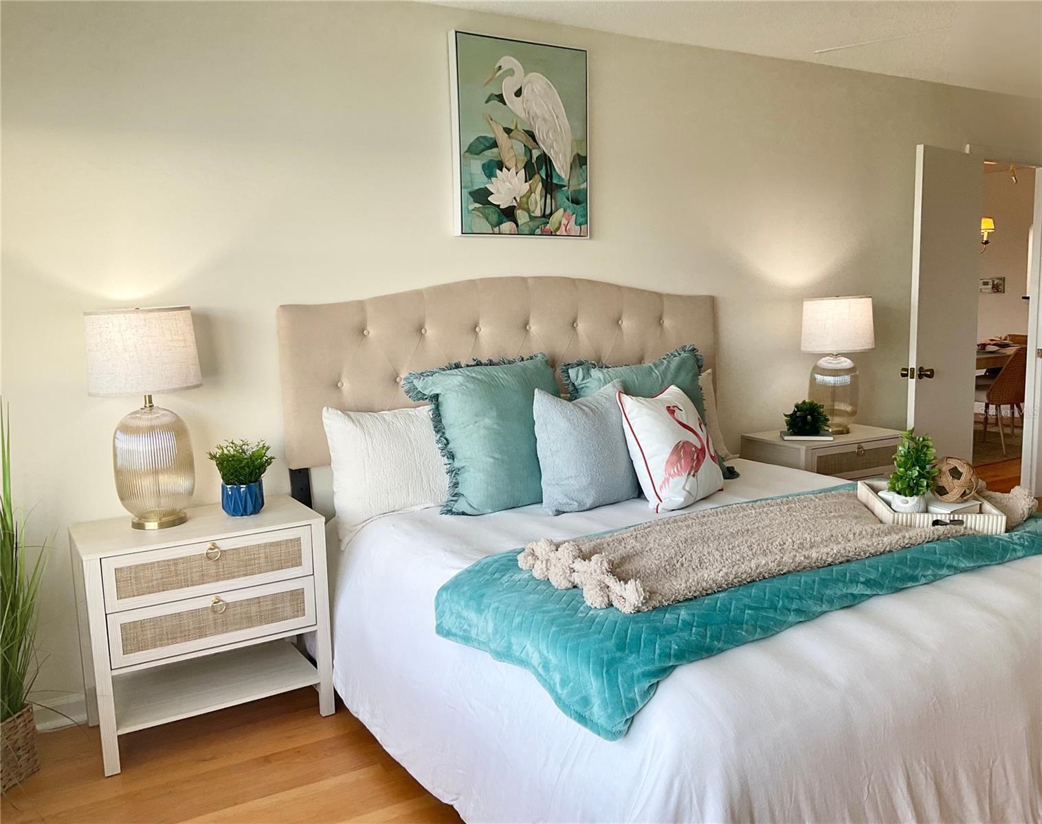 HARBOUR CLUB CONDO 2 - Residential