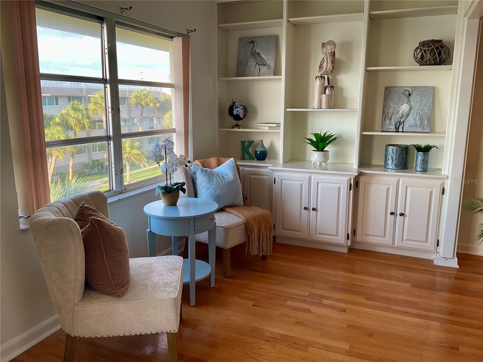 HARBOUR CLUB CONDO 2 - Residential