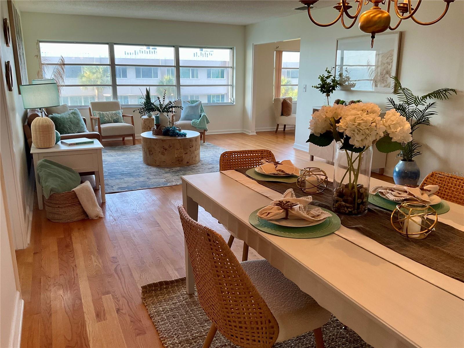 HARBOUR CLUB CONDO 2 - Residential