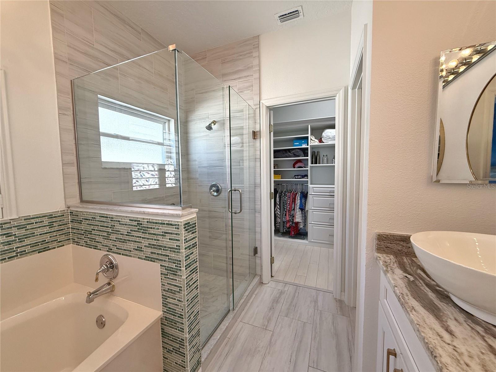 HIGHGATE/KINGS RDG - Residential