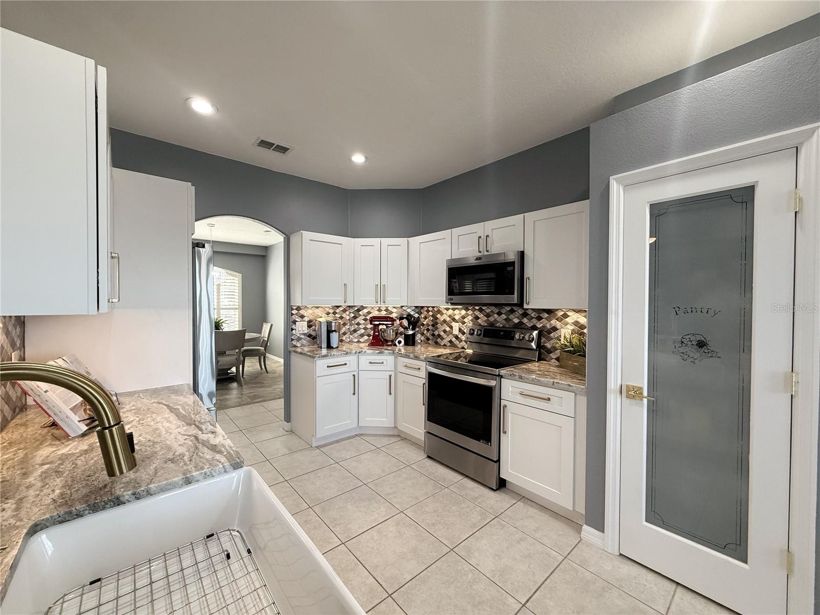 HIGHGATE/KINGS RDG - Residential