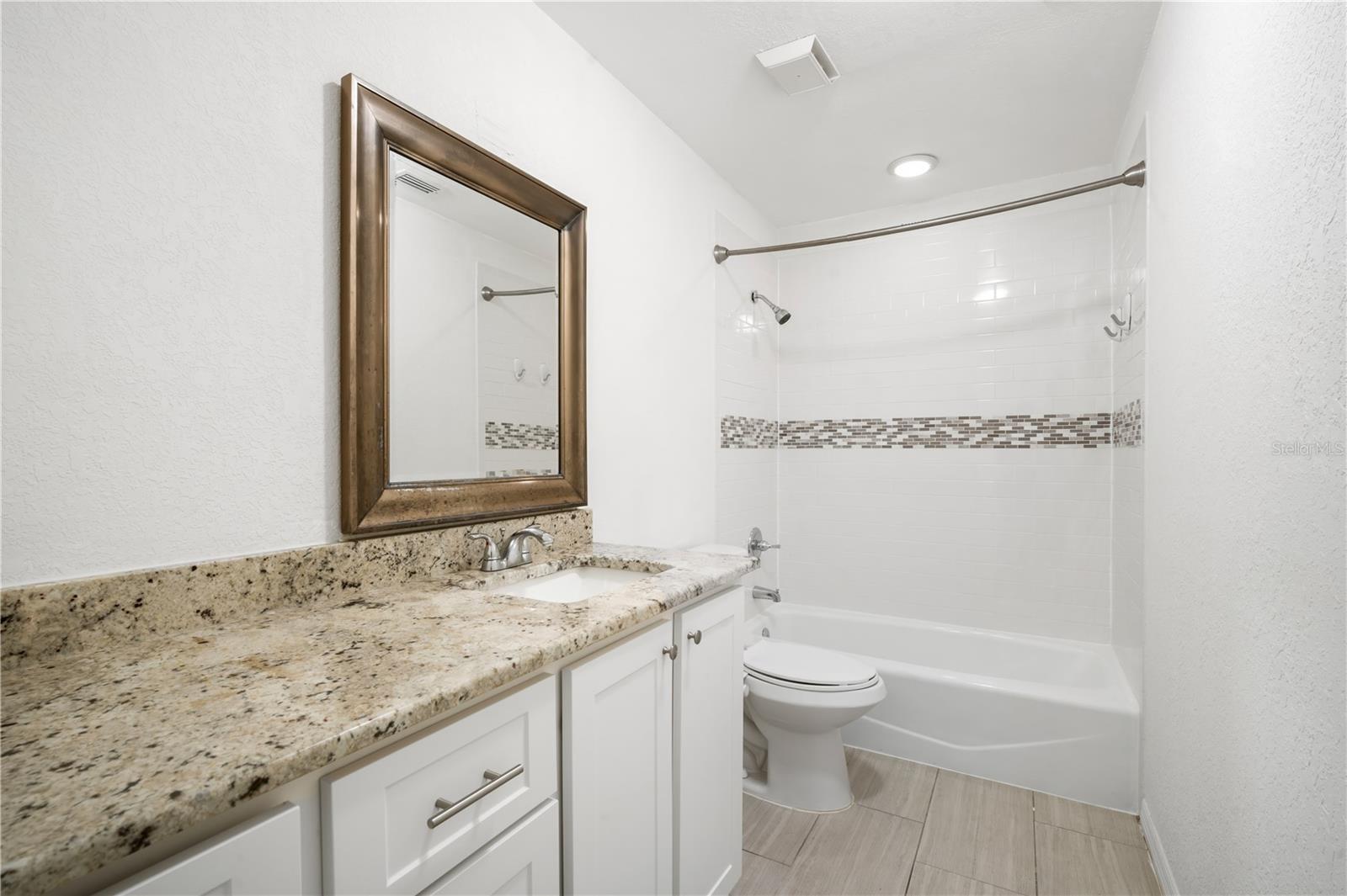 INTERBAY - Residential