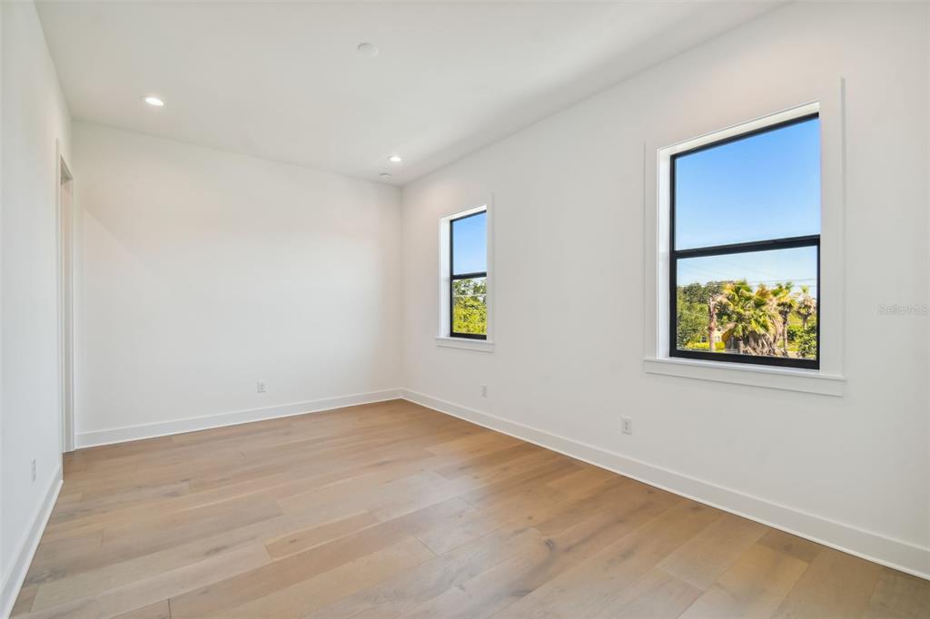 DAVIS ISLANDS PB10 PG52 TO 57 - Residential