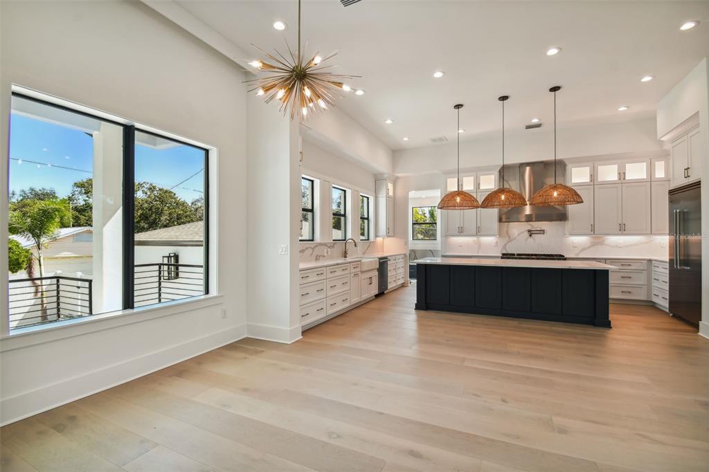 DAVIS ISLANDS PB10 PG52 TO 57 - Residential