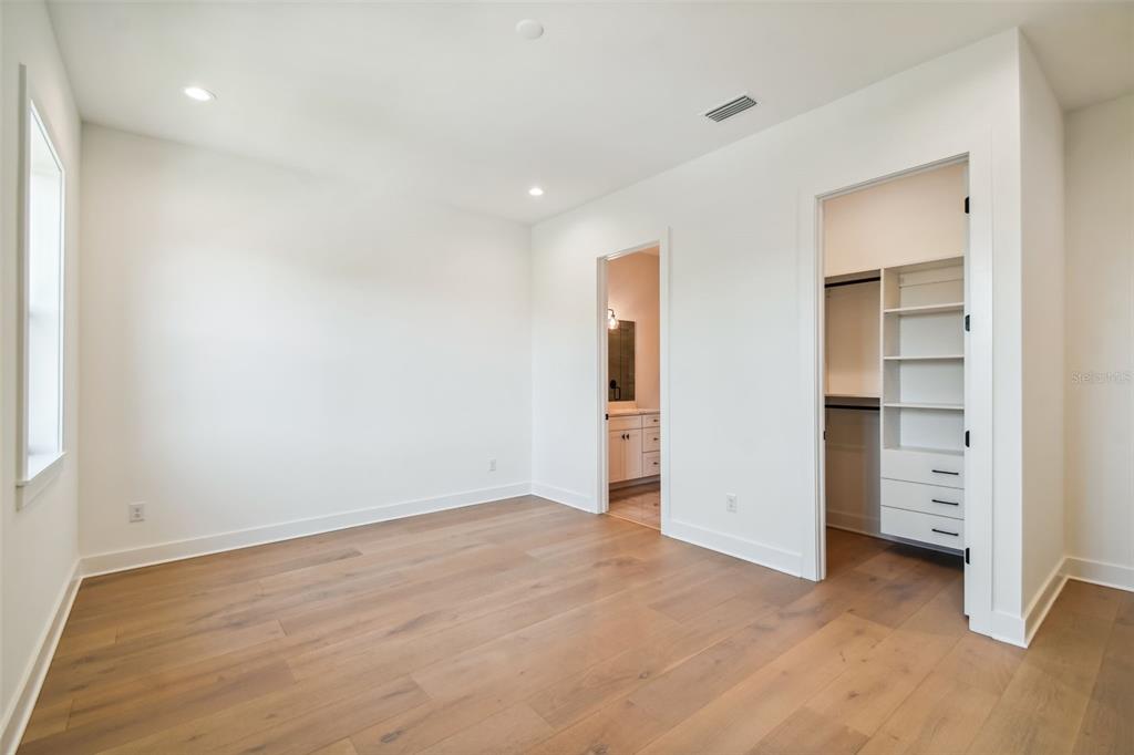 DAVIS ISLANDS PB10 PG52 TO 57 - Residential