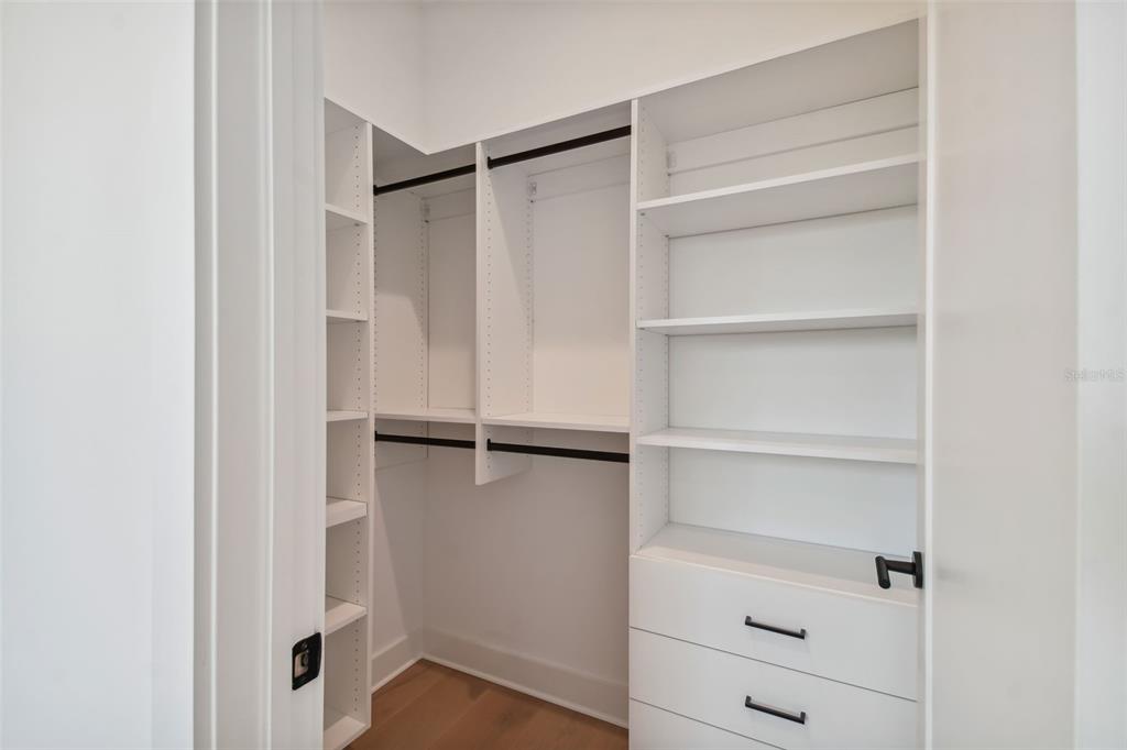 DAVIS ISLANDS PB10 PG52 TO 57 - Residential