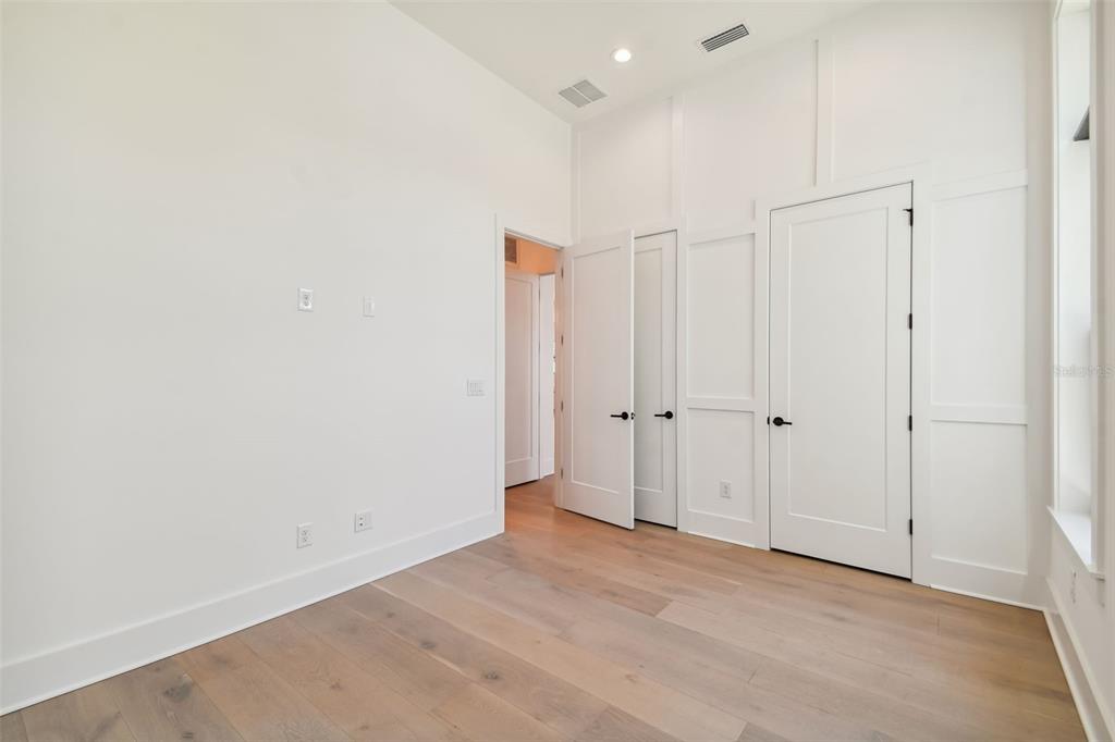 DAVIS ISLANDS PB10 PG52 TO 57 - Residential