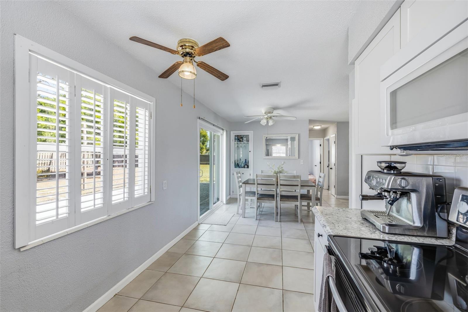 COUNTRY ESTATES 2ND ADD - Residential