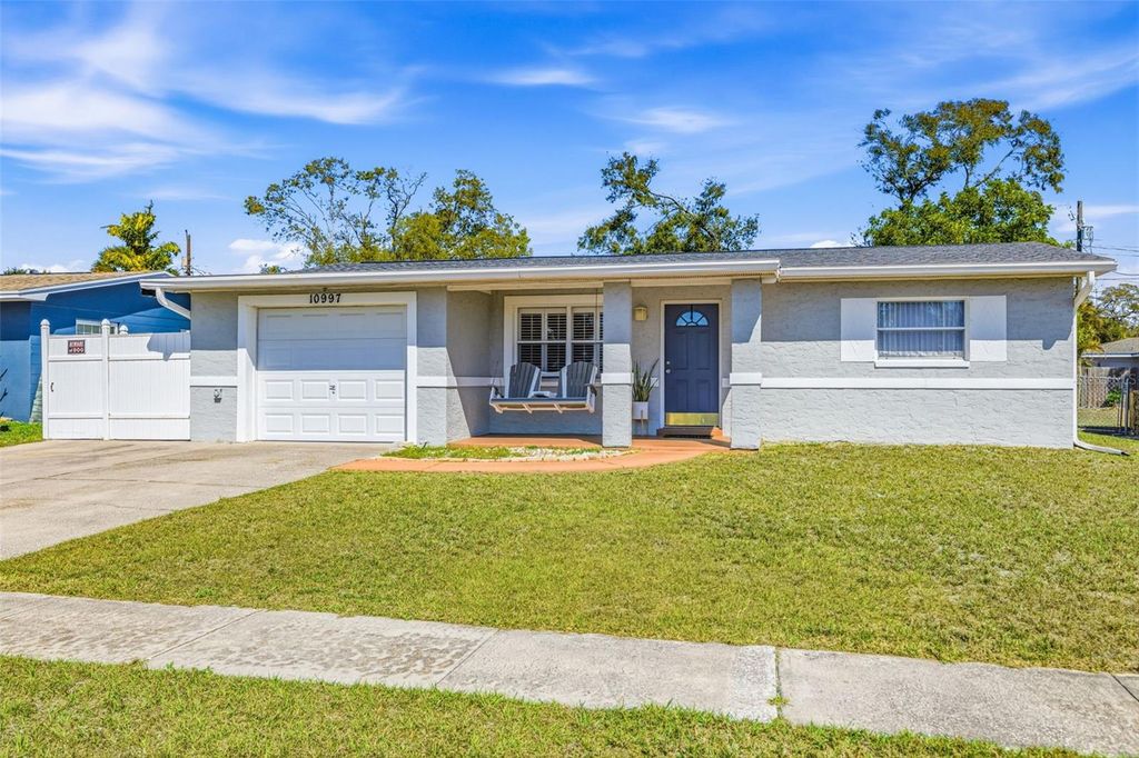 Photo of 10997 87th Avenue, Seminole, FL 33772 (MLS # TB8482601)