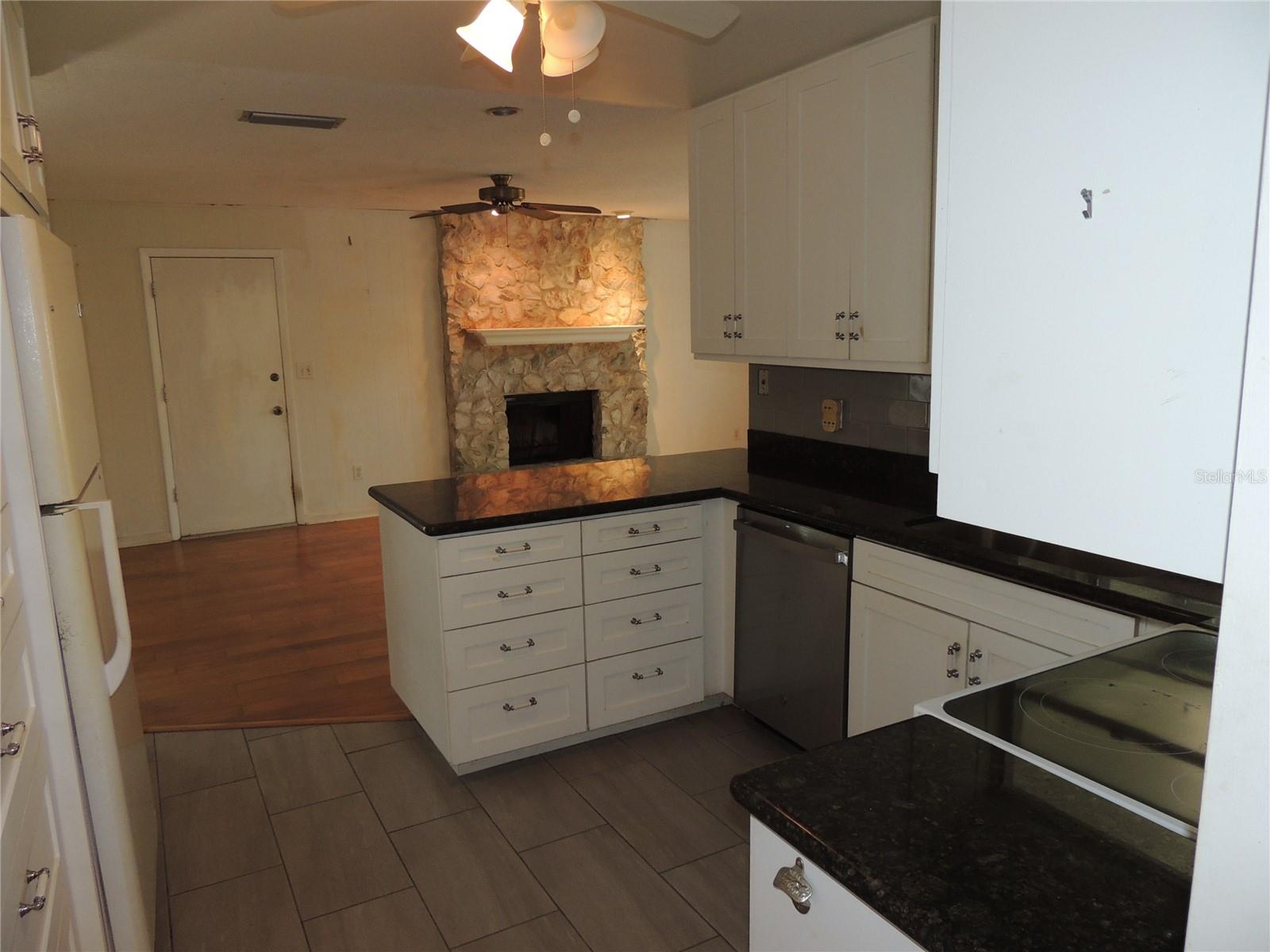 NORTHWOOD OAKS - Residential