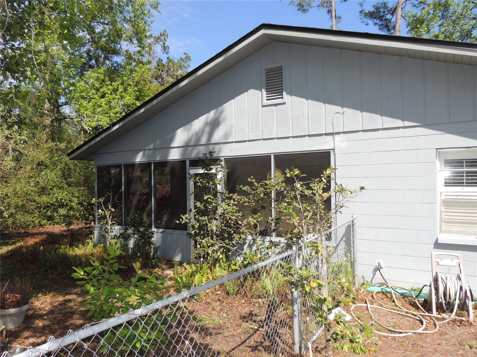 NORTHWOOD OAKS - Residential