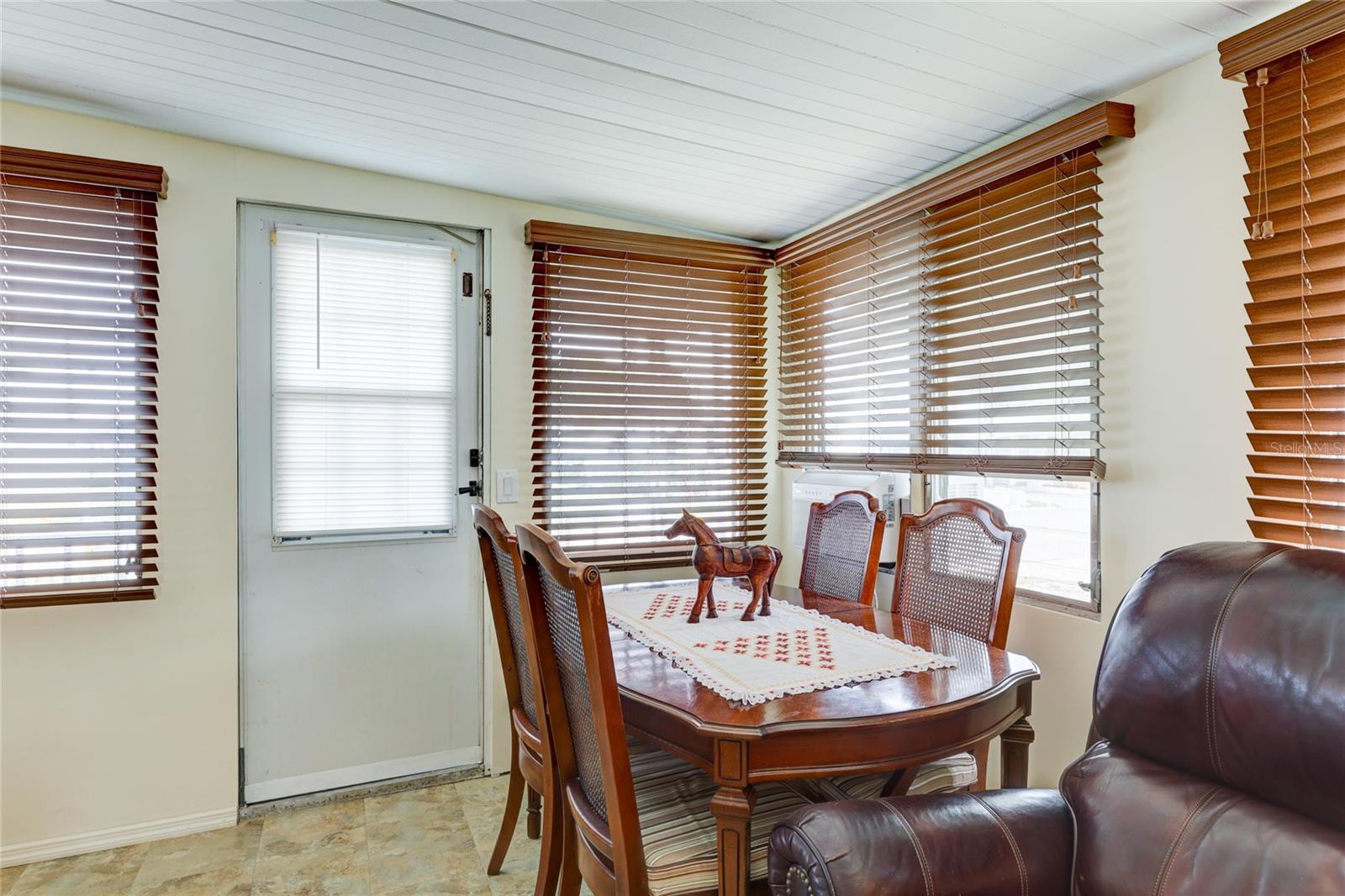 FAIR LANE ACRES FIRST ADD - Residential