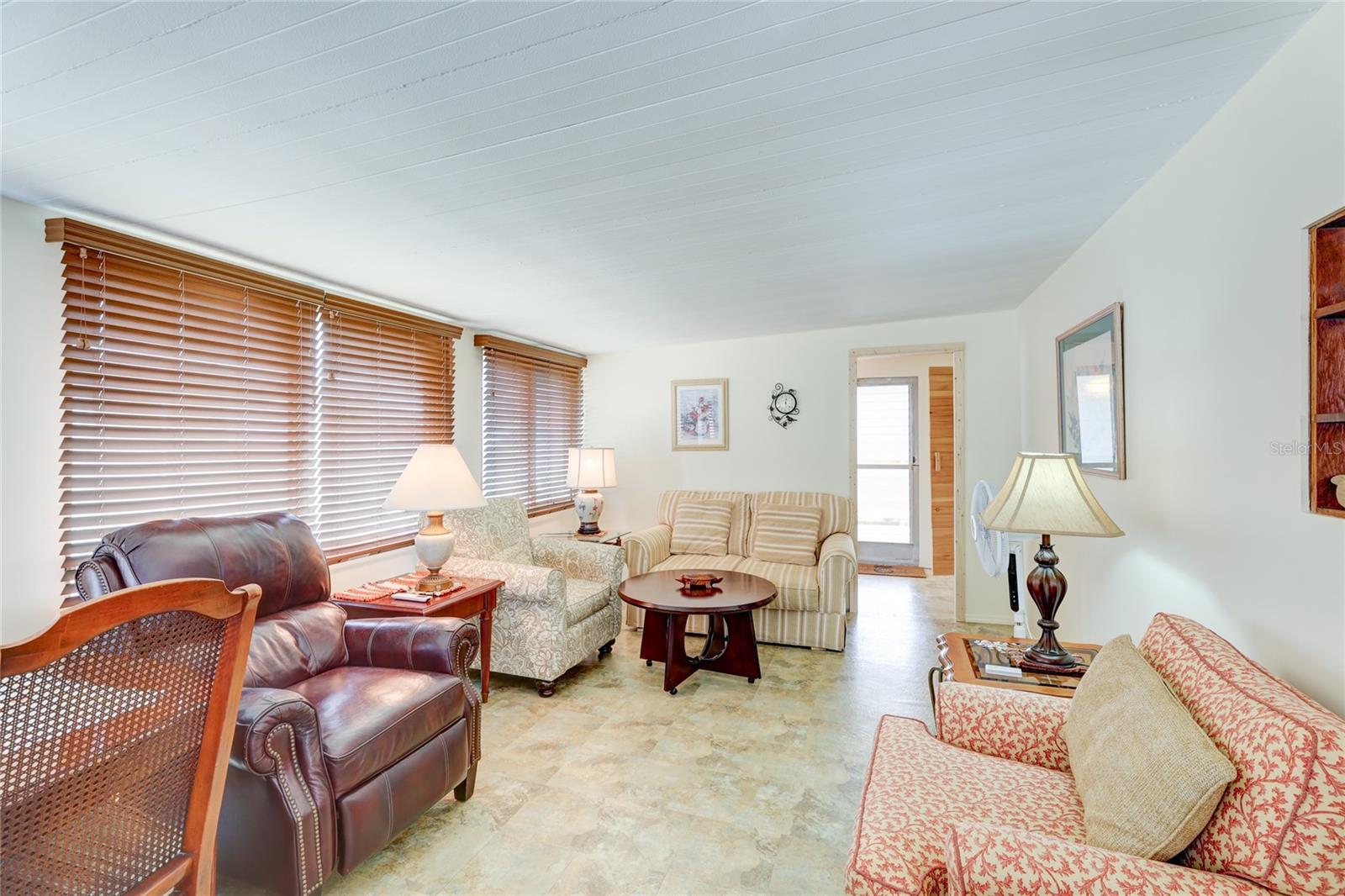 FAIR LANE ACRES FIRST ADD - Residential