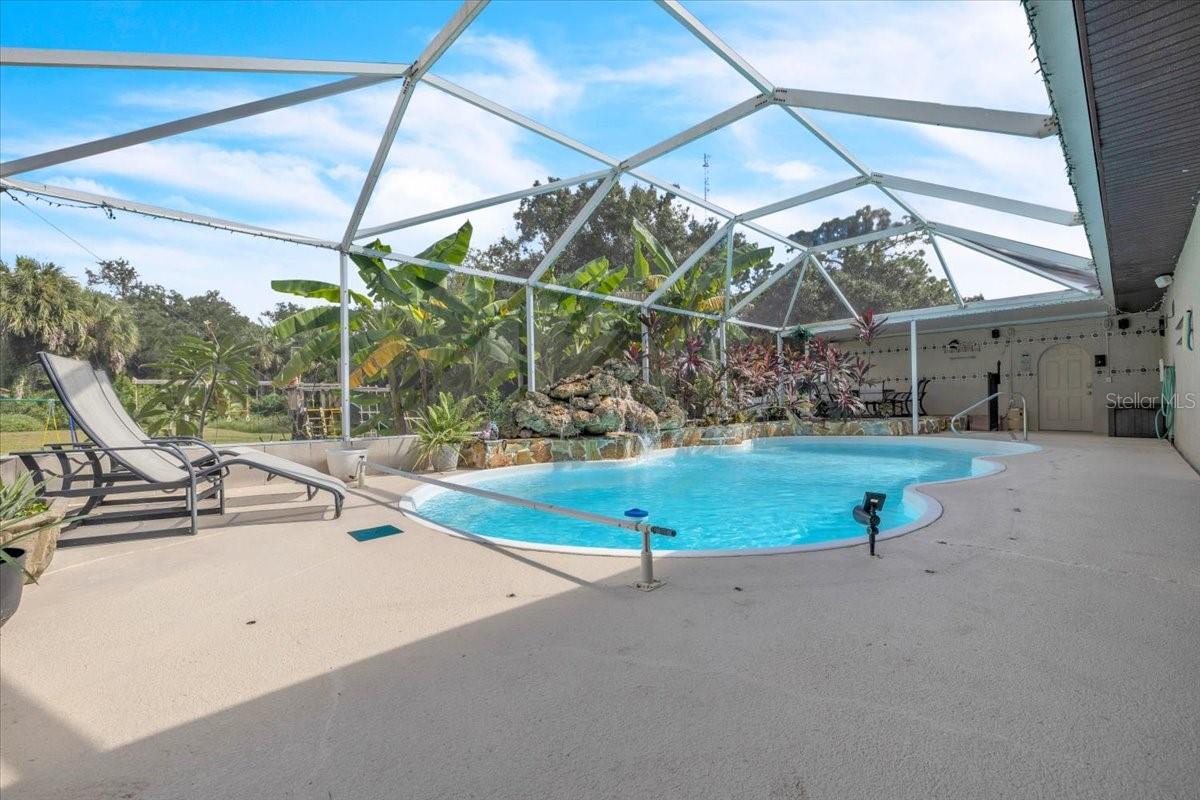 3222 LEAMINGTON STREET, PORT CHARLOTTE, FL, 33980 2 3222 LEAMINGTON STREET