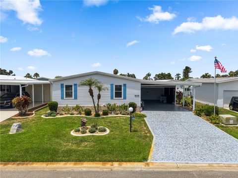 Photo of 8433 Regal Way, Palmetto, FL 34221 (MLS # A4700085)