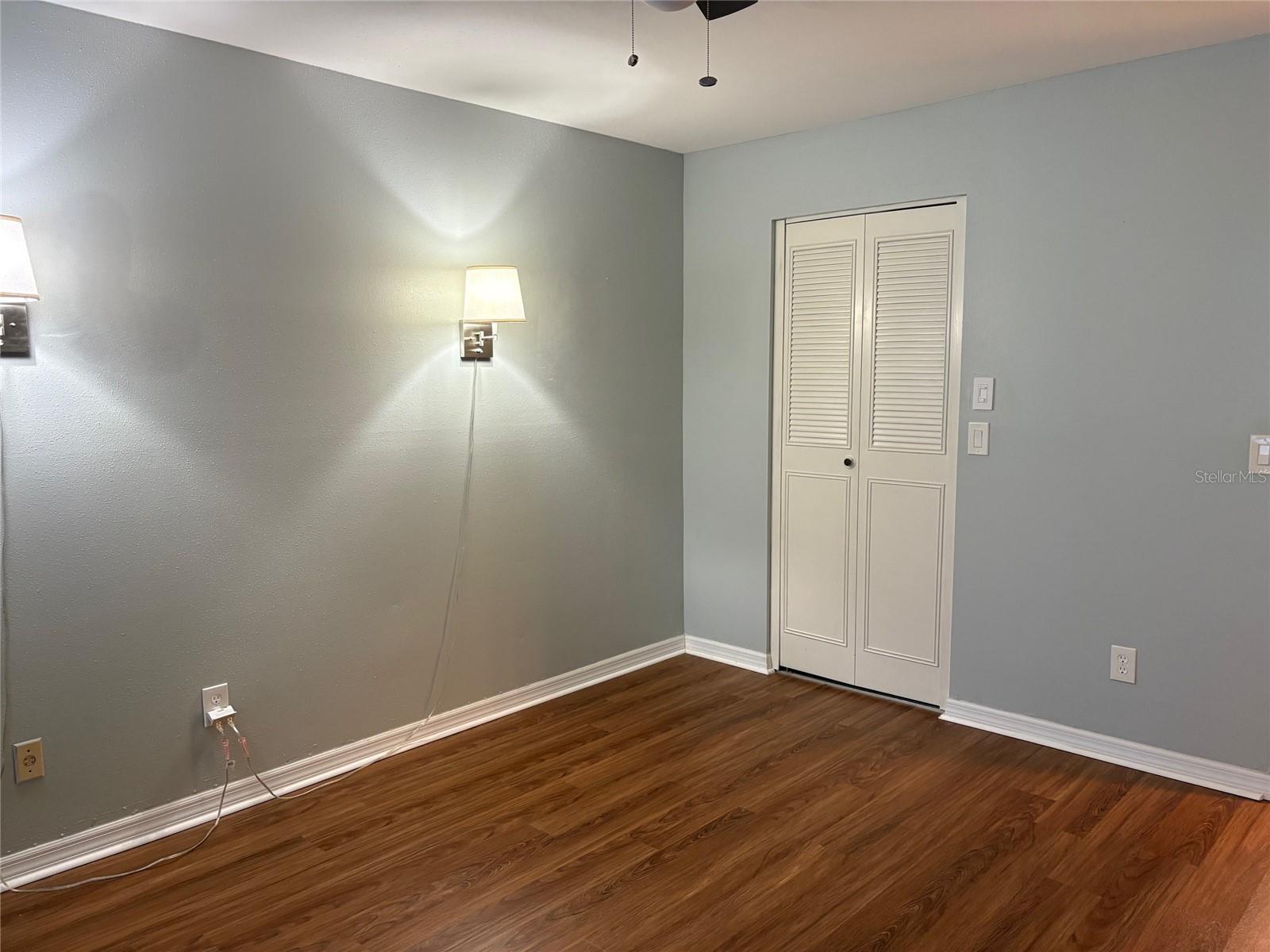 ANDOVER H CONDOMINIUM - Residential Lease