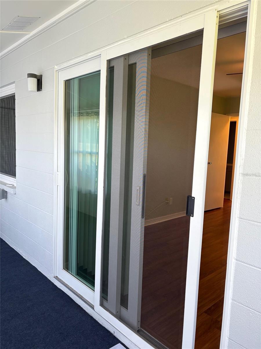 ANDOVER H CONDOMINIUM - Residential Lease