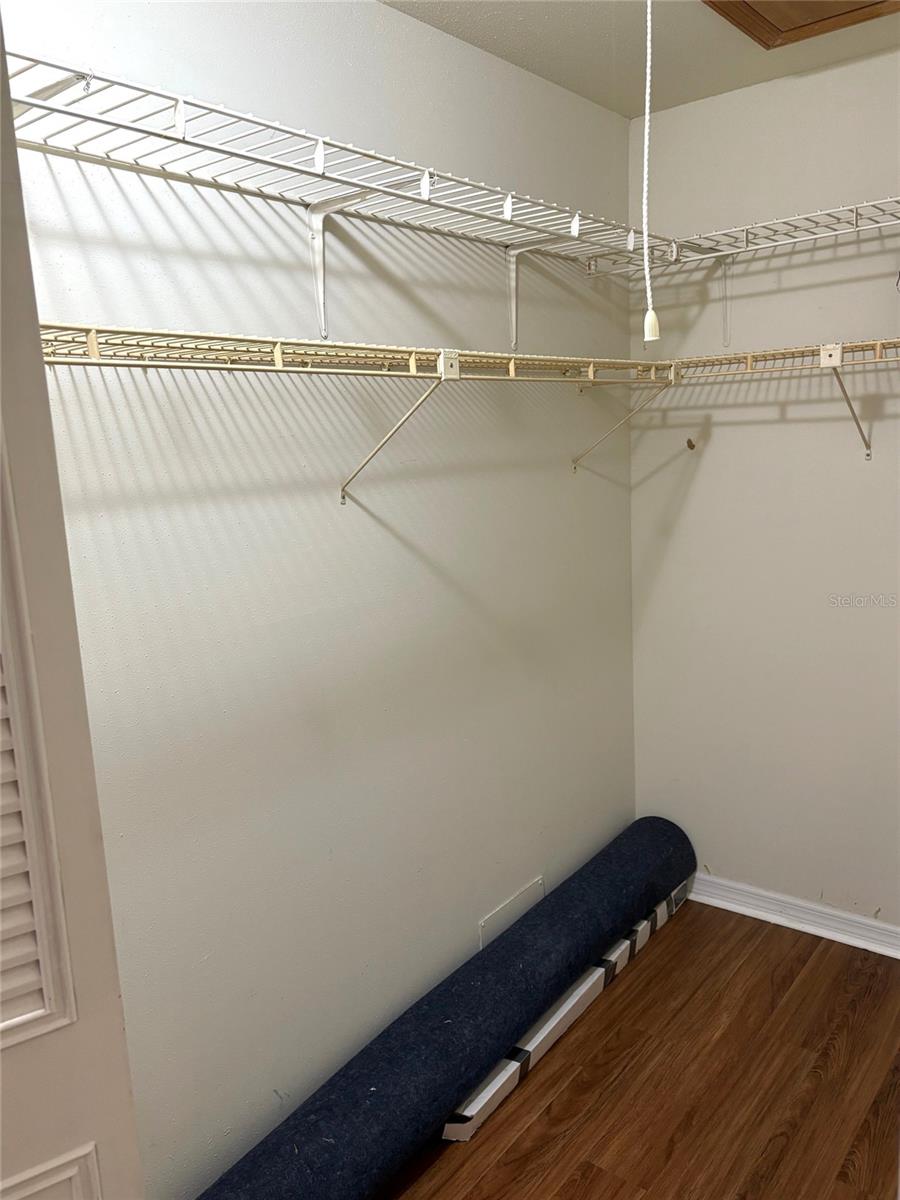 ANDOVER H CONDOMINIUM - Residential Lease