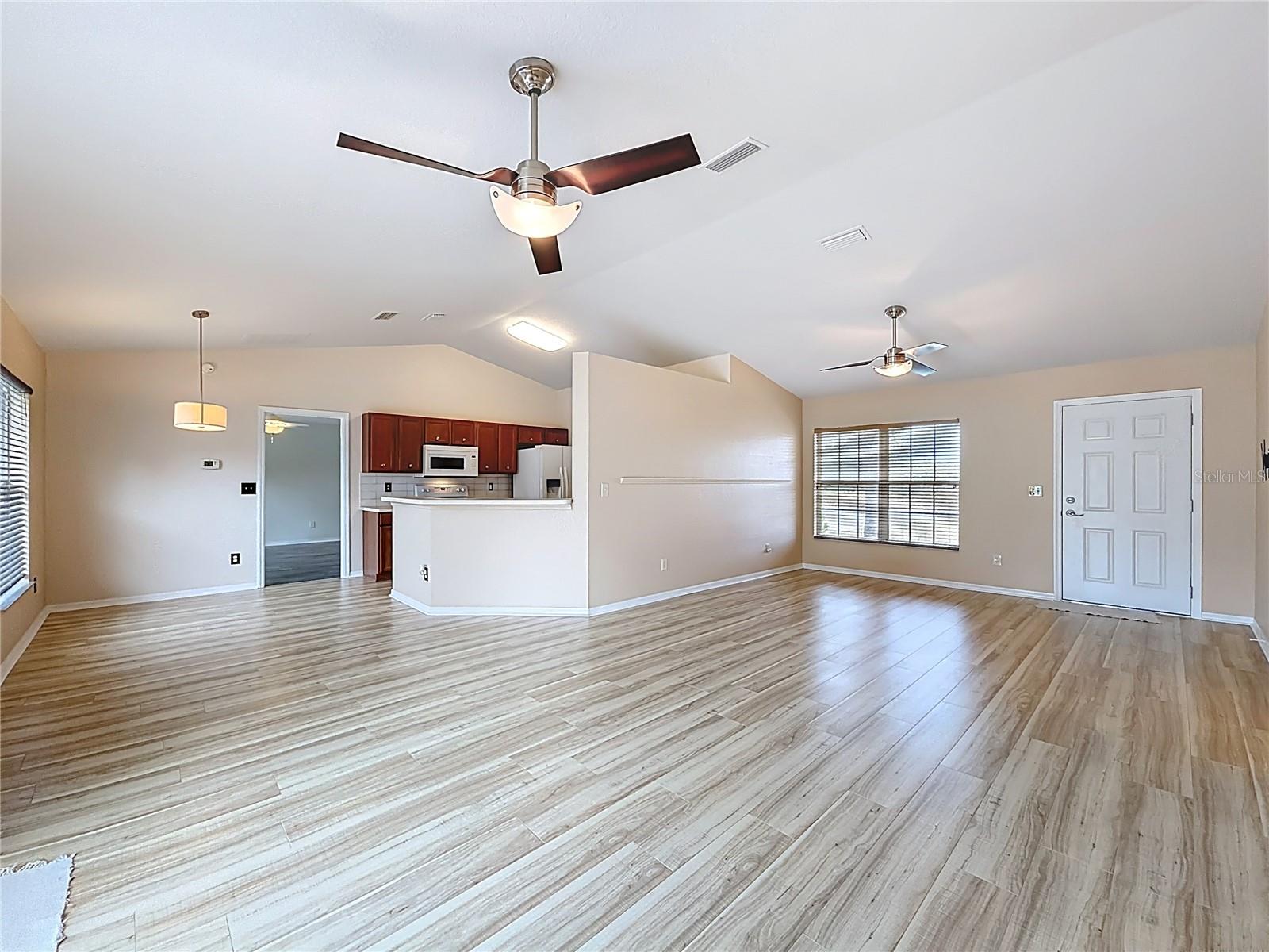 SILVER SPGS SHORES - Residential