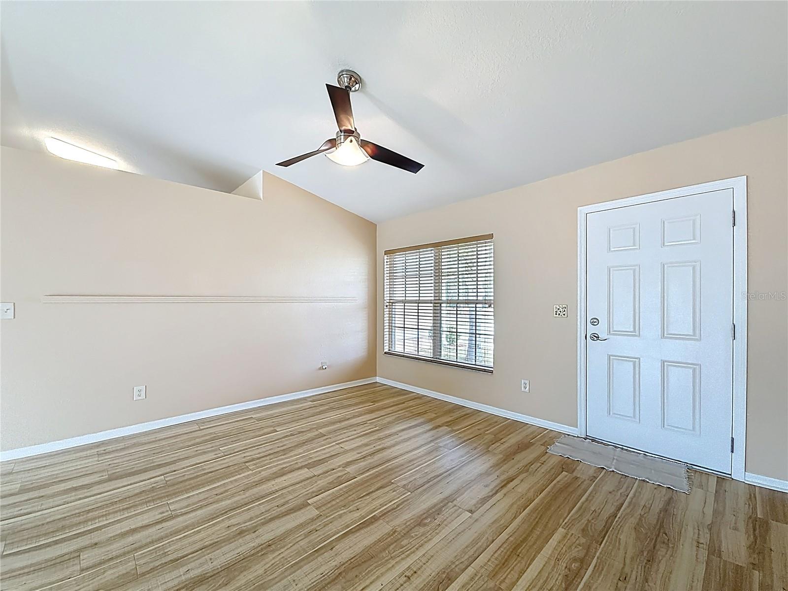 SILVER SPGS SHORES - Residential