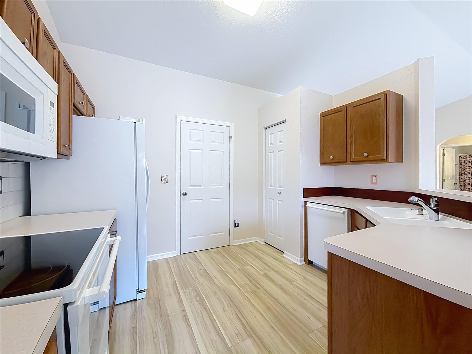 SILVER SPGS SHORES - Residential