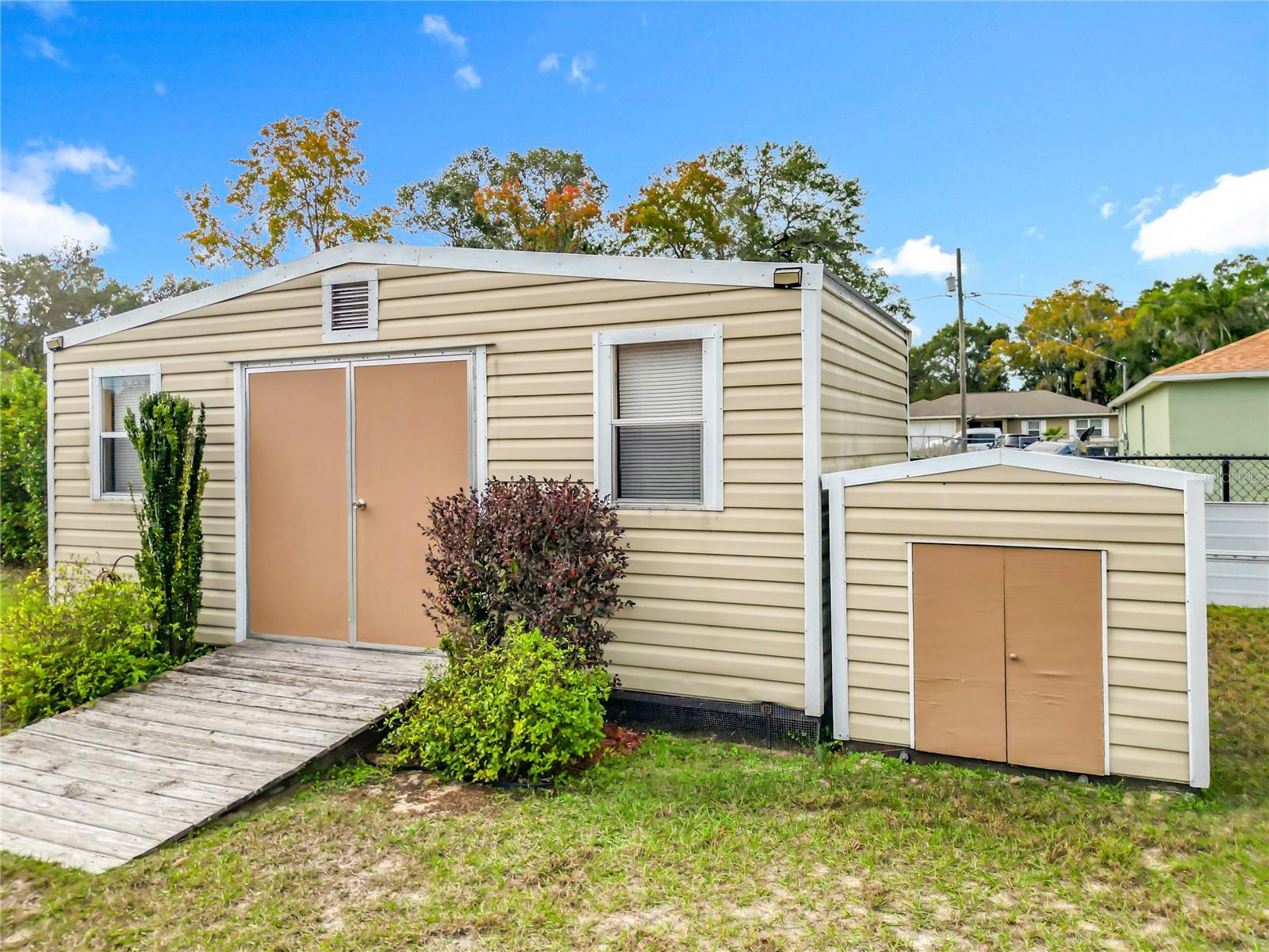 SILVER SPGS SHORES - Residential