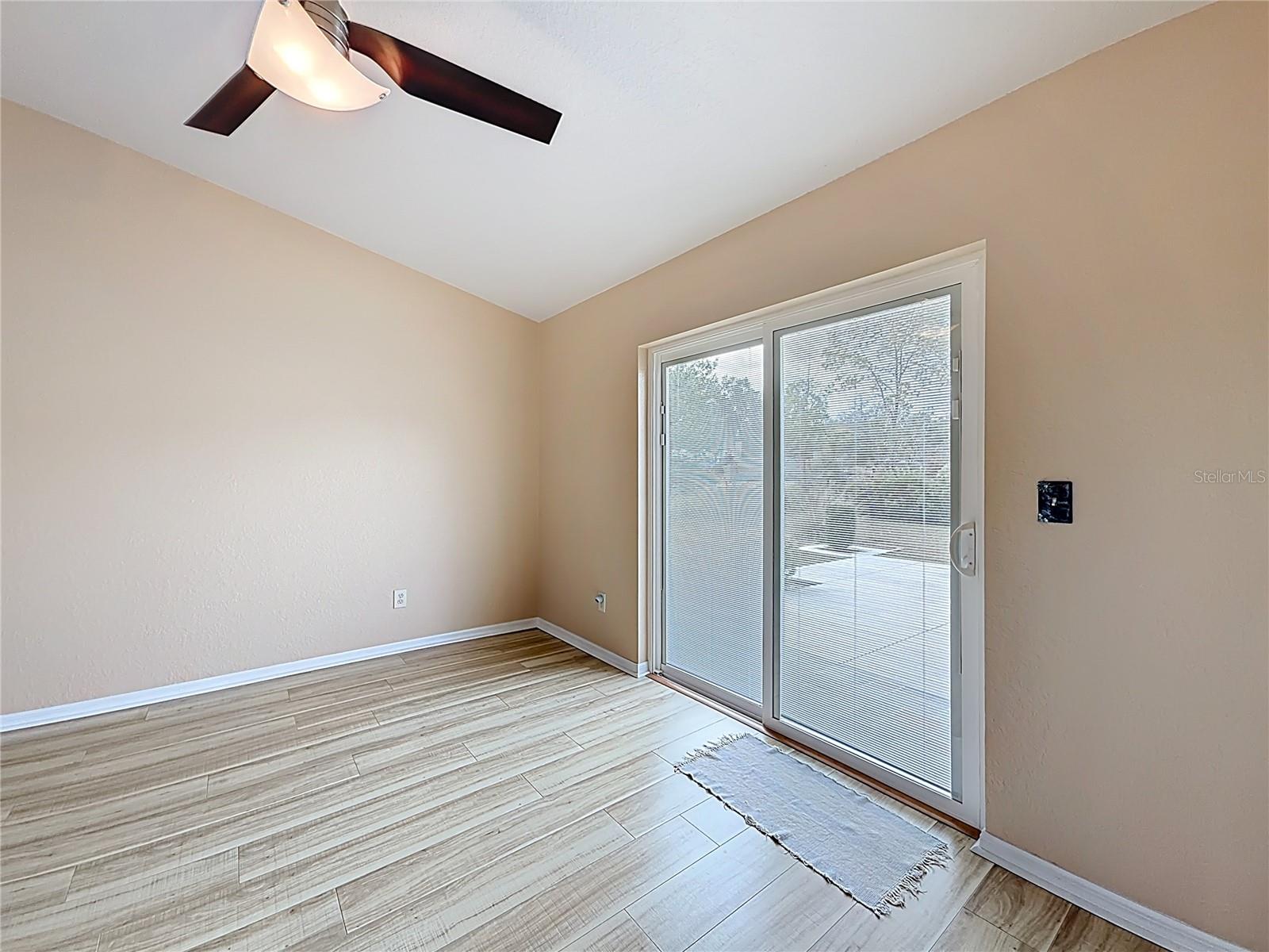 SILVER SPGS SHORES - Residential