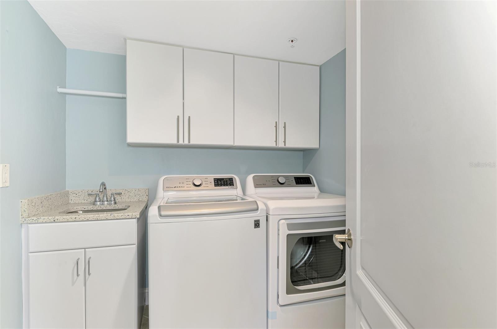 BOULDER POINTS CONDO - Residential