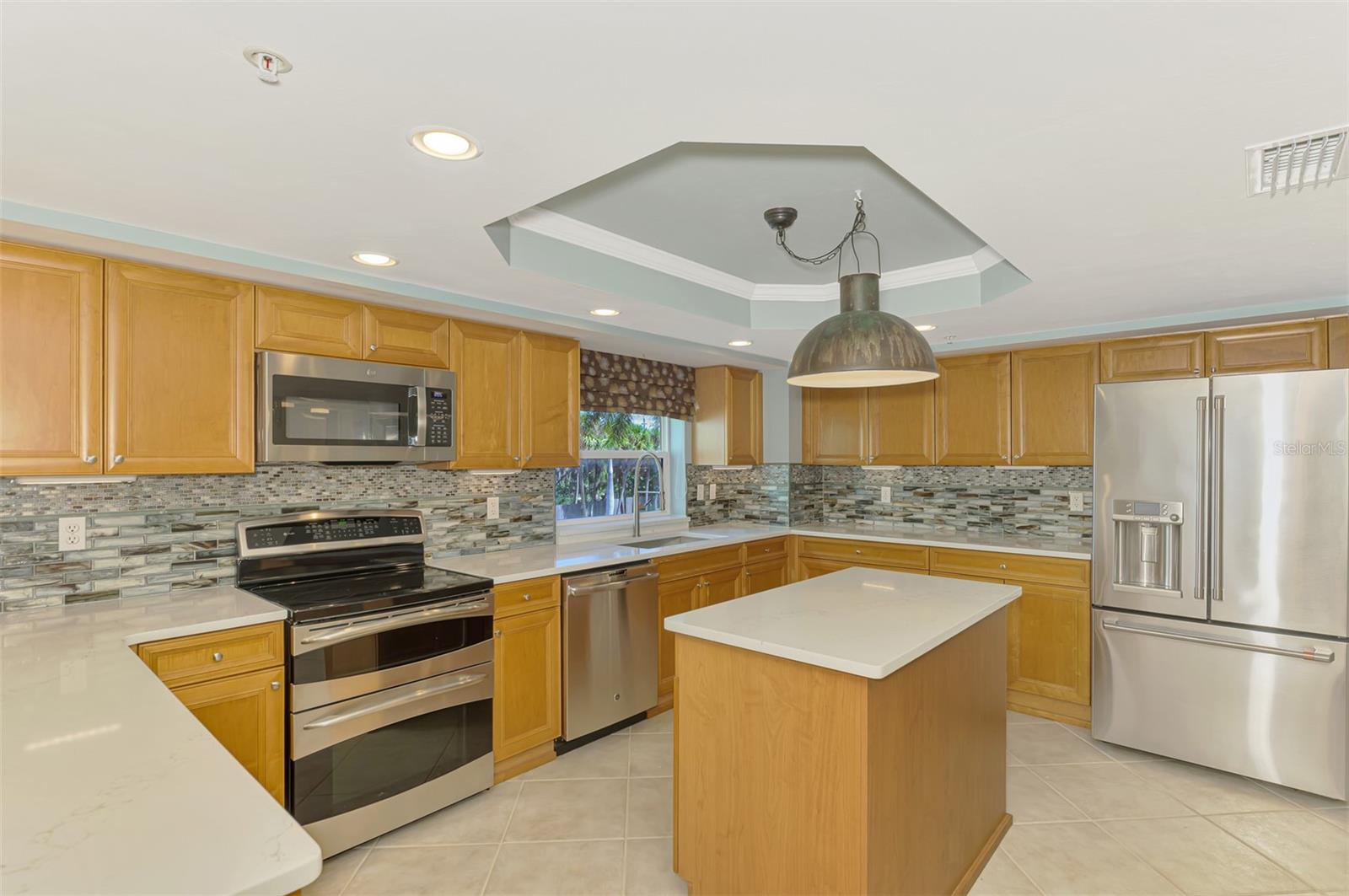 BOULDER POINTS CONDO - Residential