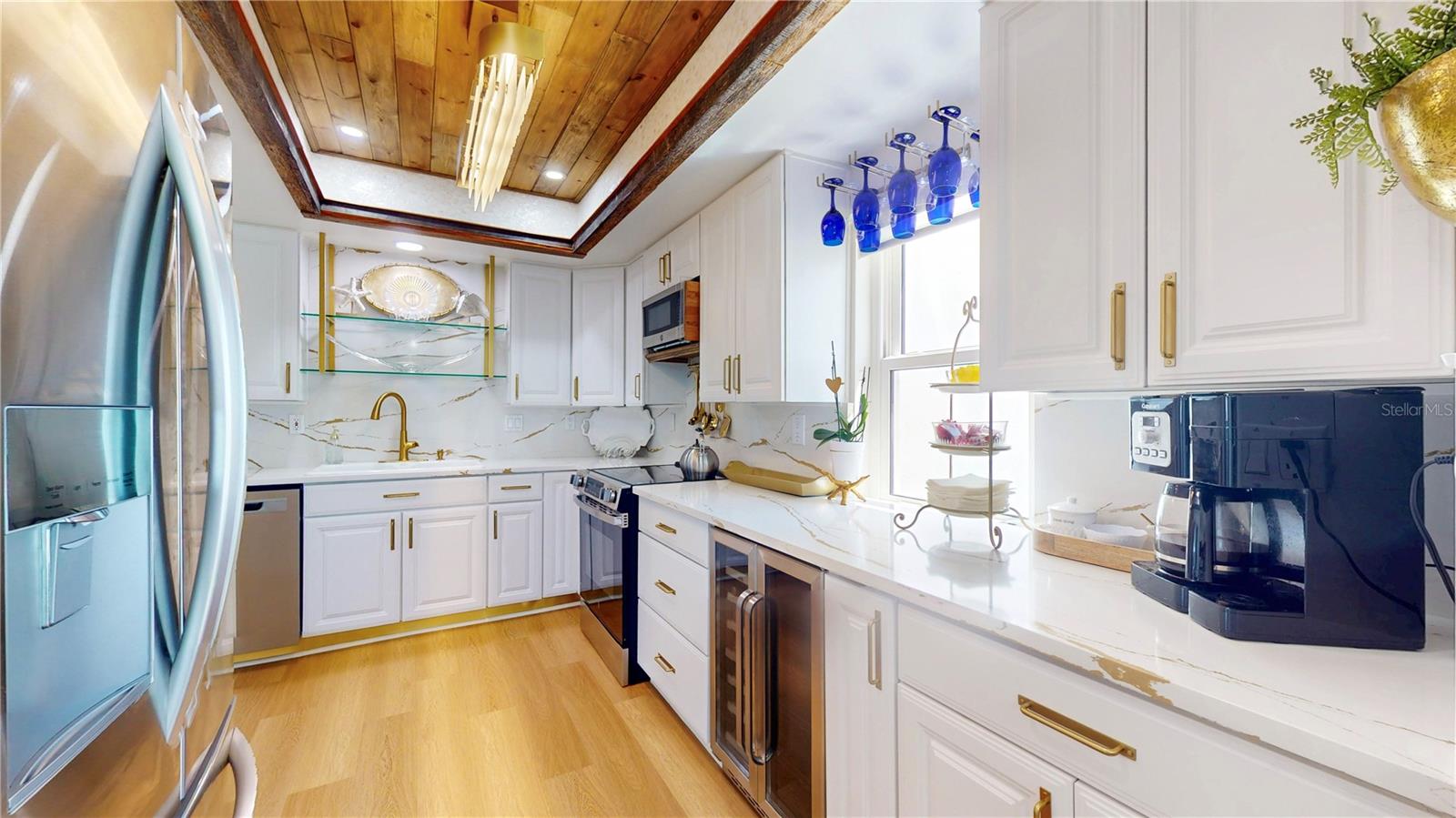 BEAU MONDE CONDO - Residential Lease