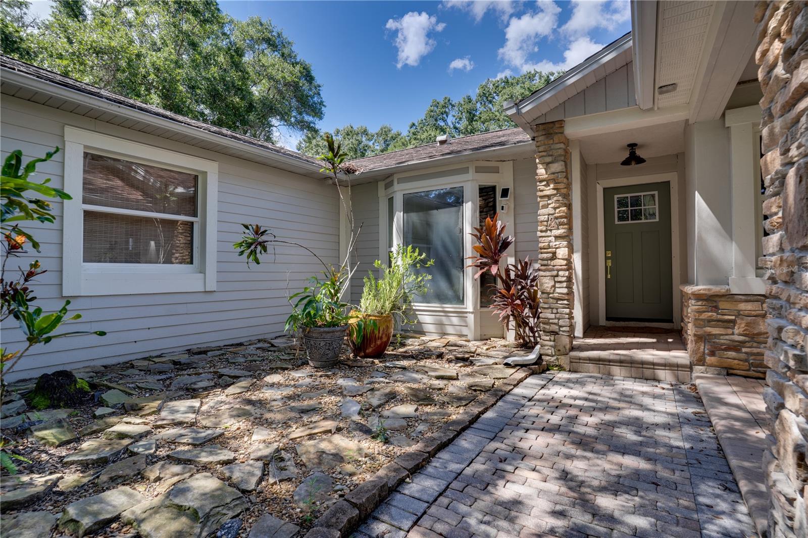 12511 PALOMINO COURT