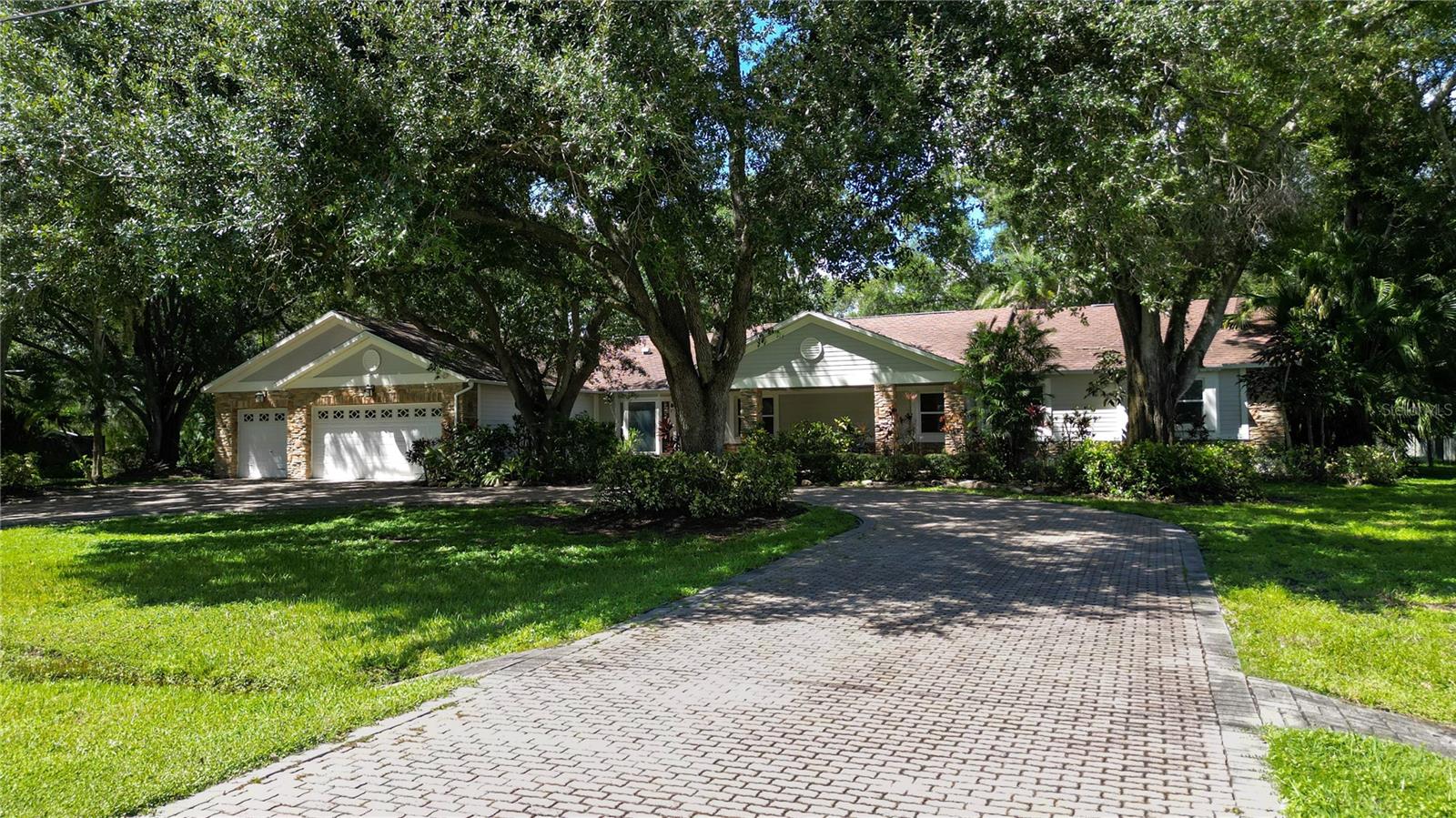 12511 PALOMINO COURT