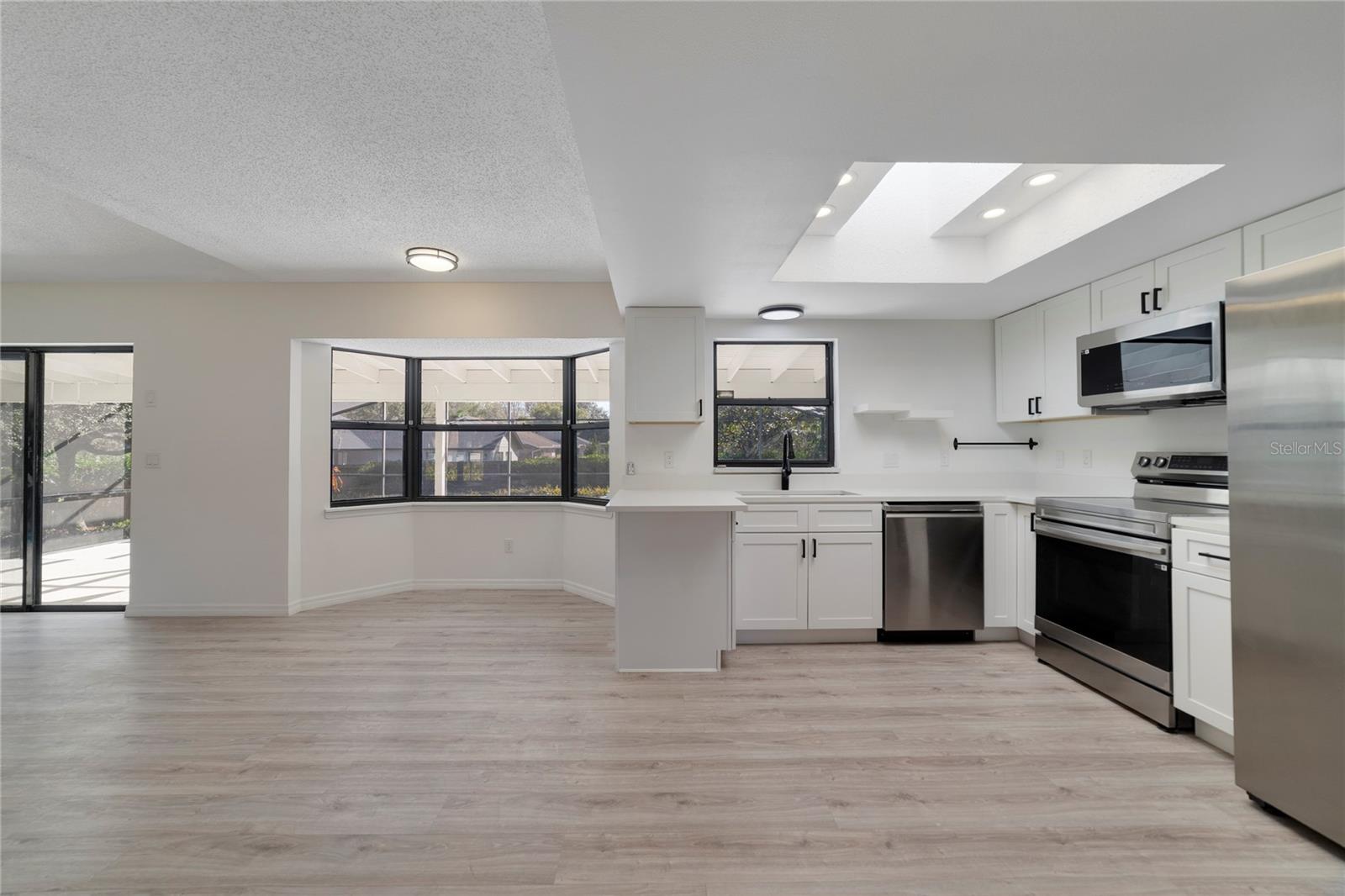 8546 AMBER OAK DRIVE