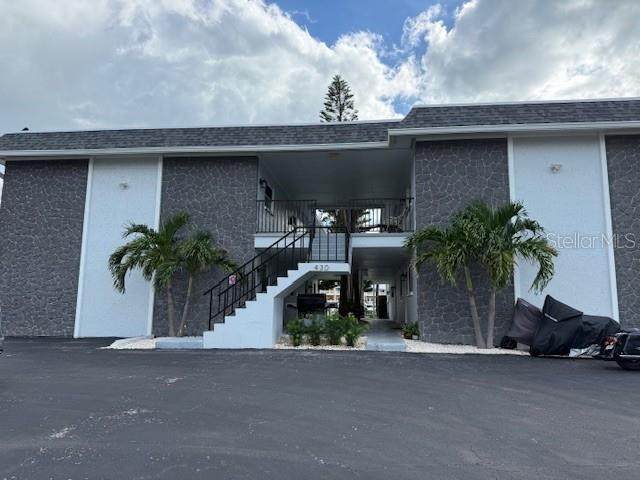 M B R CONDO - Residential Lease