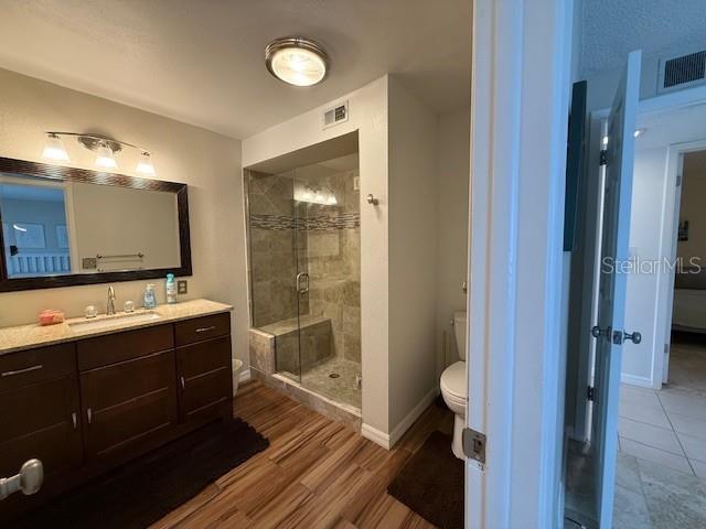 M B R CONDO - Residential Lease