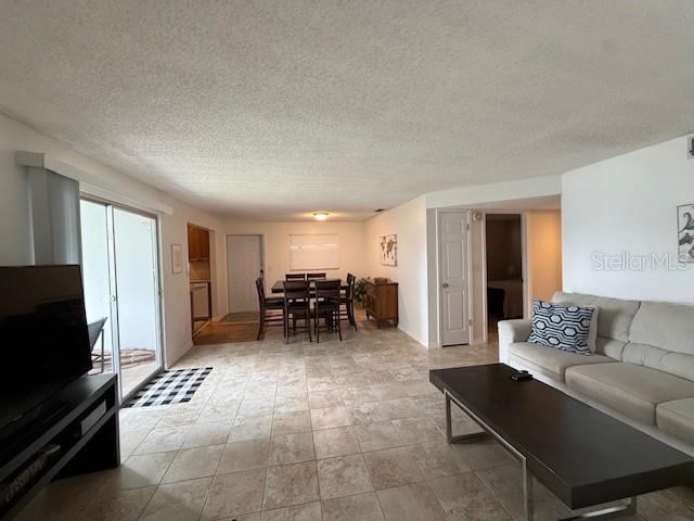 M B R CONDO - Residential Lease