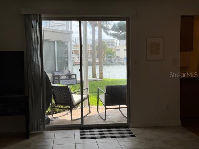 M B R CONDO - Residential Lease