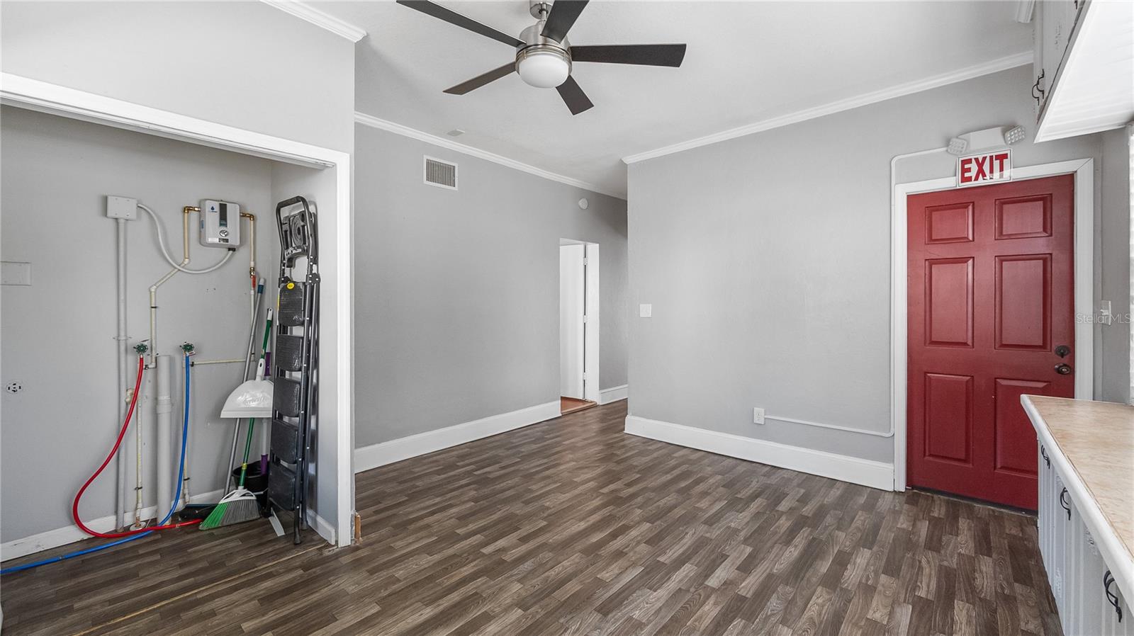 LEESBURG LSBG REALTY COS ADD - Residential