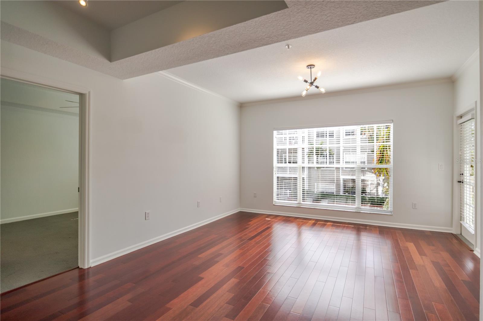 HYDE PARK WALK A CONDO - Residential