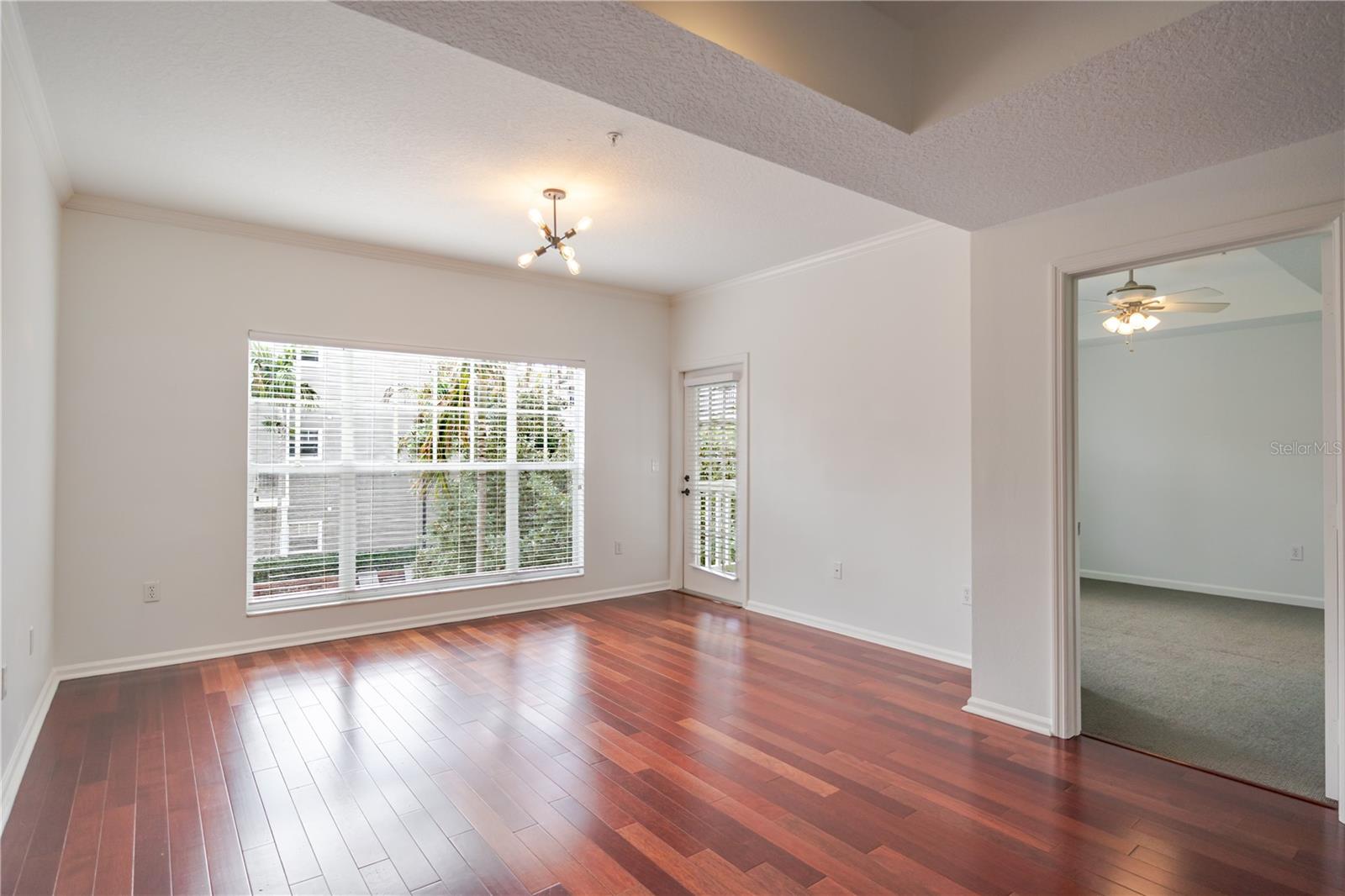 HYDE PARK WALK A CONDO - Residential