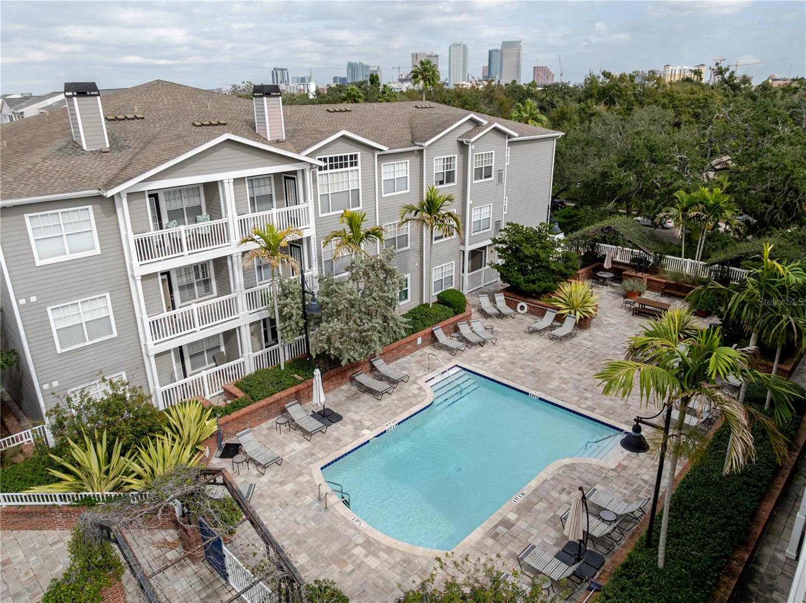 HYDE PARK WALK A CONDO - Residential