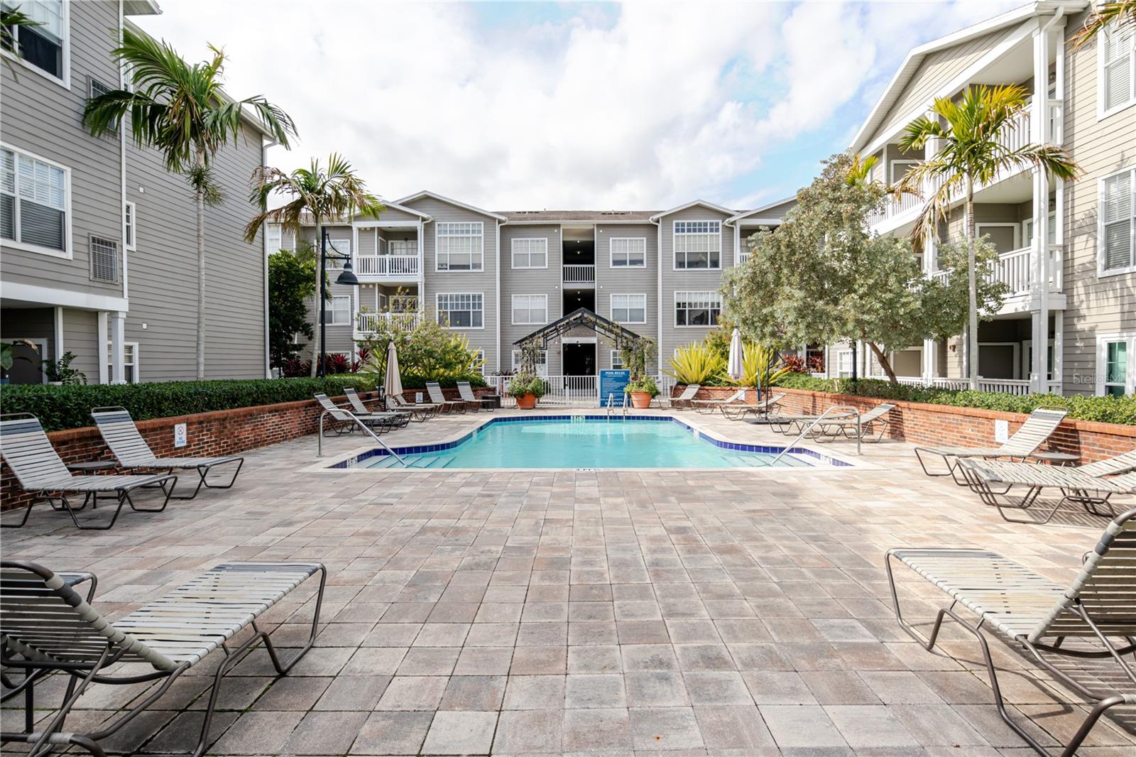 HYDE PARK WALK A CONDO - Residential